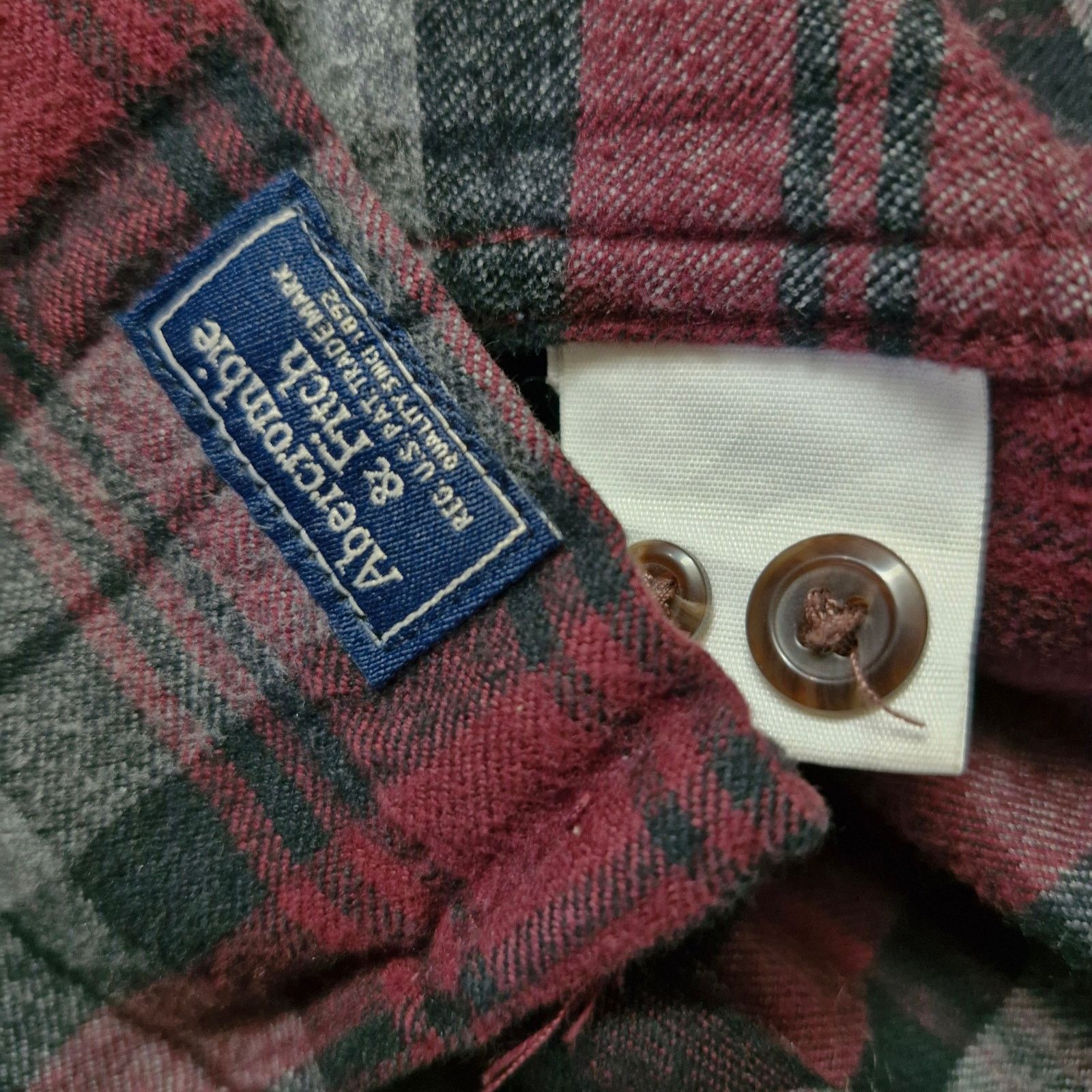 Abercrombie & Fitch Abercrombie Muscle Fit Plaid Shirt Medium Red Grey Button Up Size US M / EU 48-50 / 2 - 4 Thumbnail