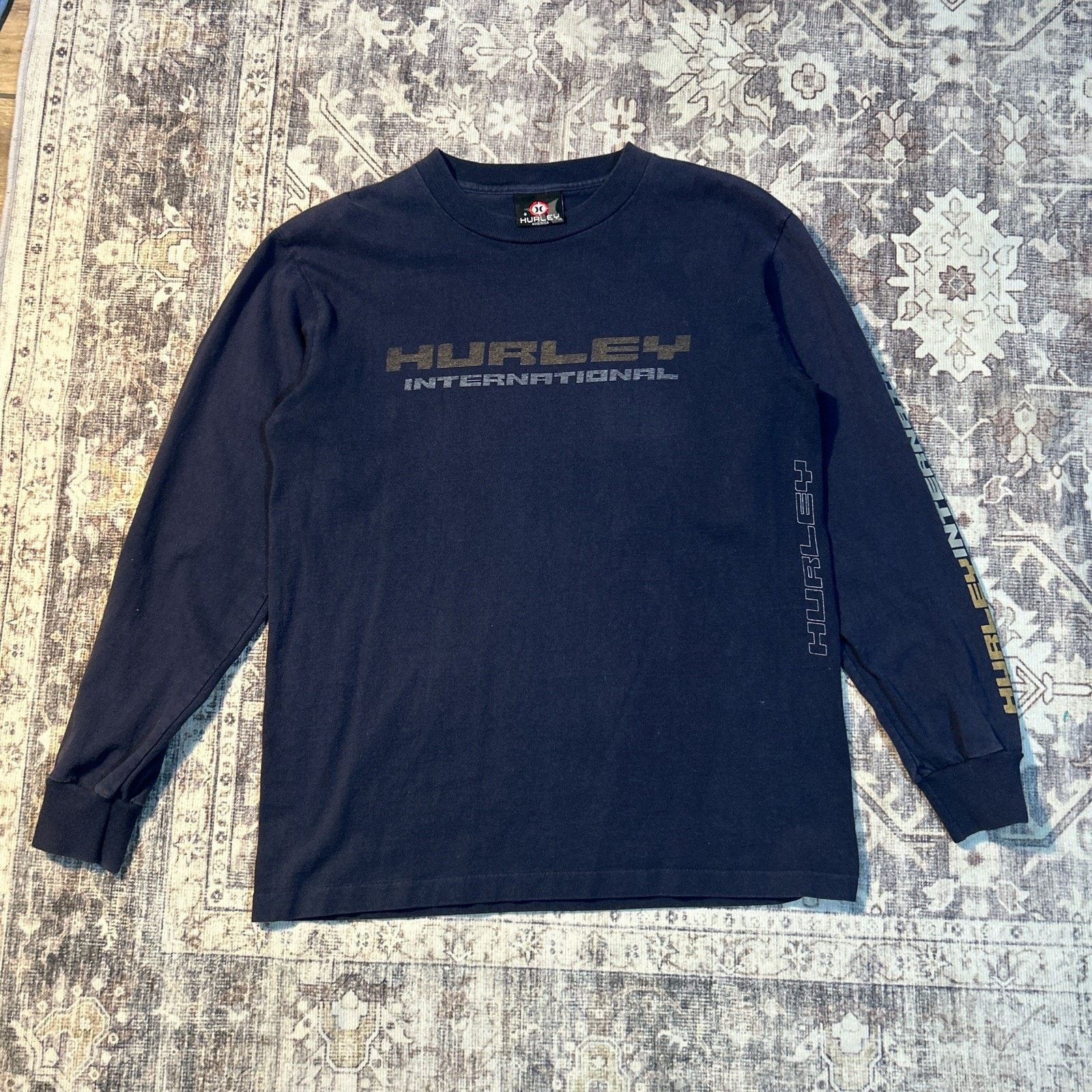Hurley Vintage 90’s Hurley M Men's Long Sleeve Cotton T-Shirt Size US S / EU 44-46 / 1 - 1 Thumbnail