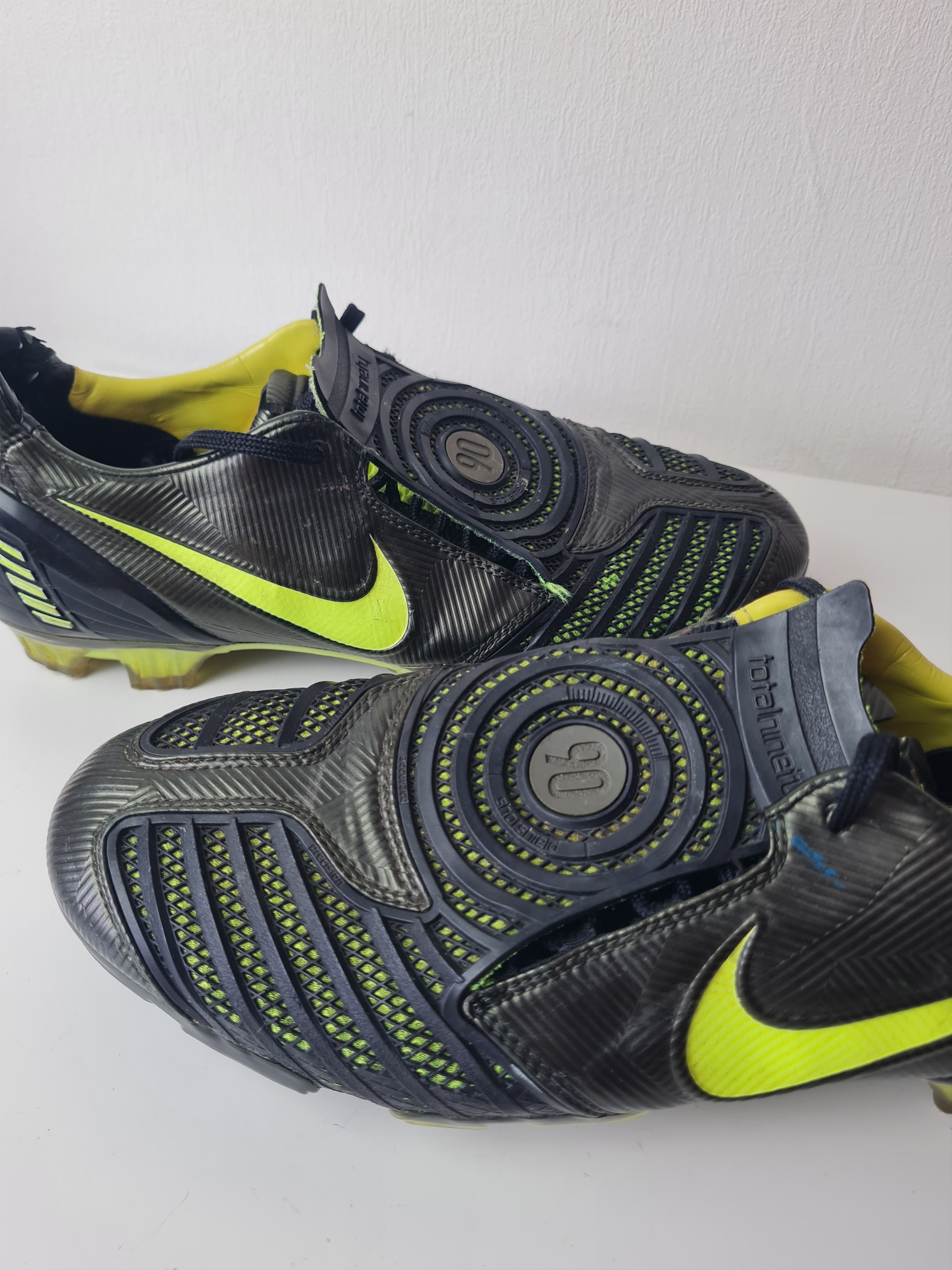 Nike Football Boots 2008 Nike Total 90 SG Zoom Air Laser Elite Size US 10 / EU 43 - 12 Thumbnail