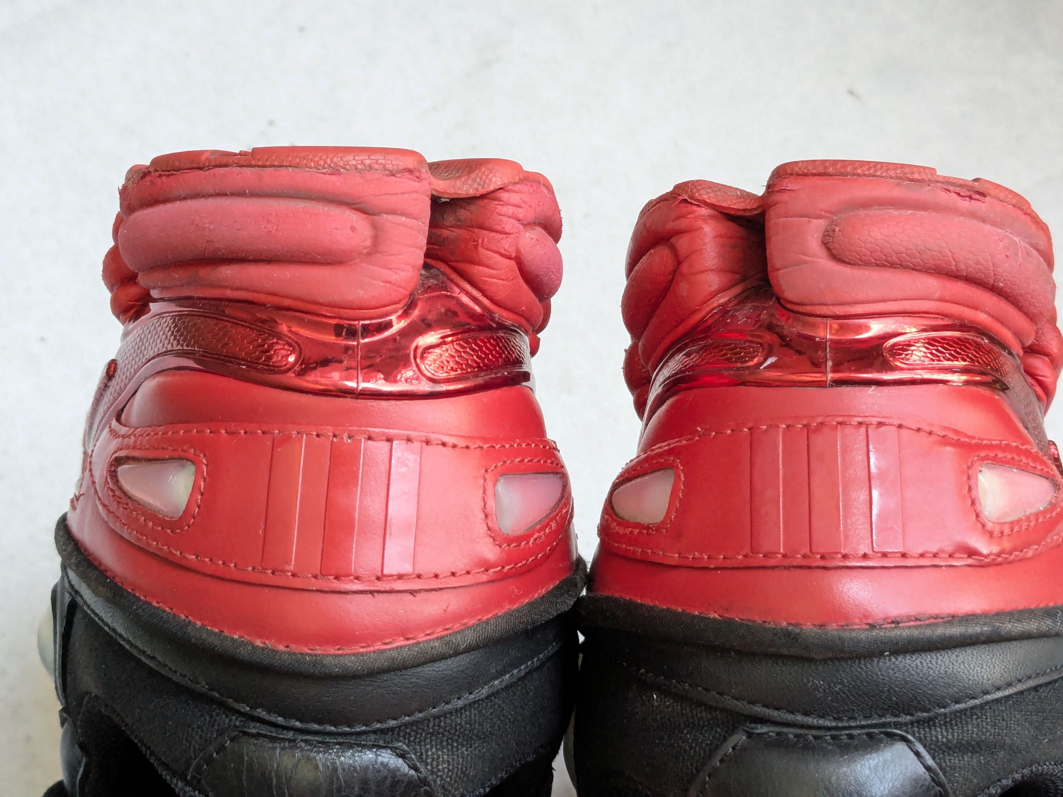 Raf Simons Adidas Raf Simons Ozweego 3 Black Scarlet Red DA8775 9.5 Size US 9.5 / EU 42-43 - 12 Thumbnail