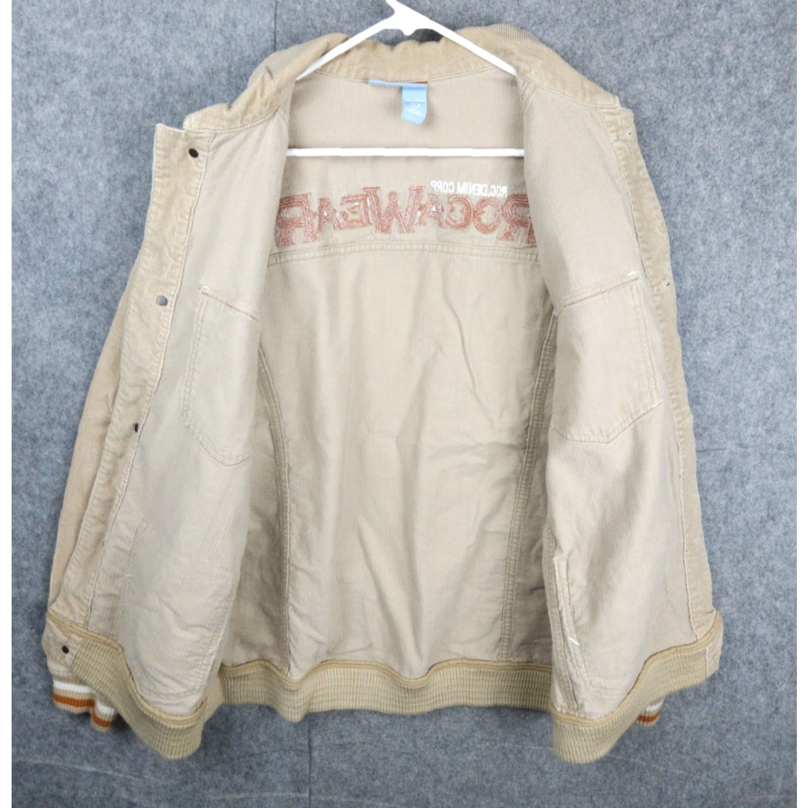 Rocawear VINTAGE Rocawear Corduroy Jacket Men’s Large Brown Beige Button Spellout Embroidered Pockets Hip Hop Chore Size US L / EU 52-54 / 3 - 3 Thumbnail