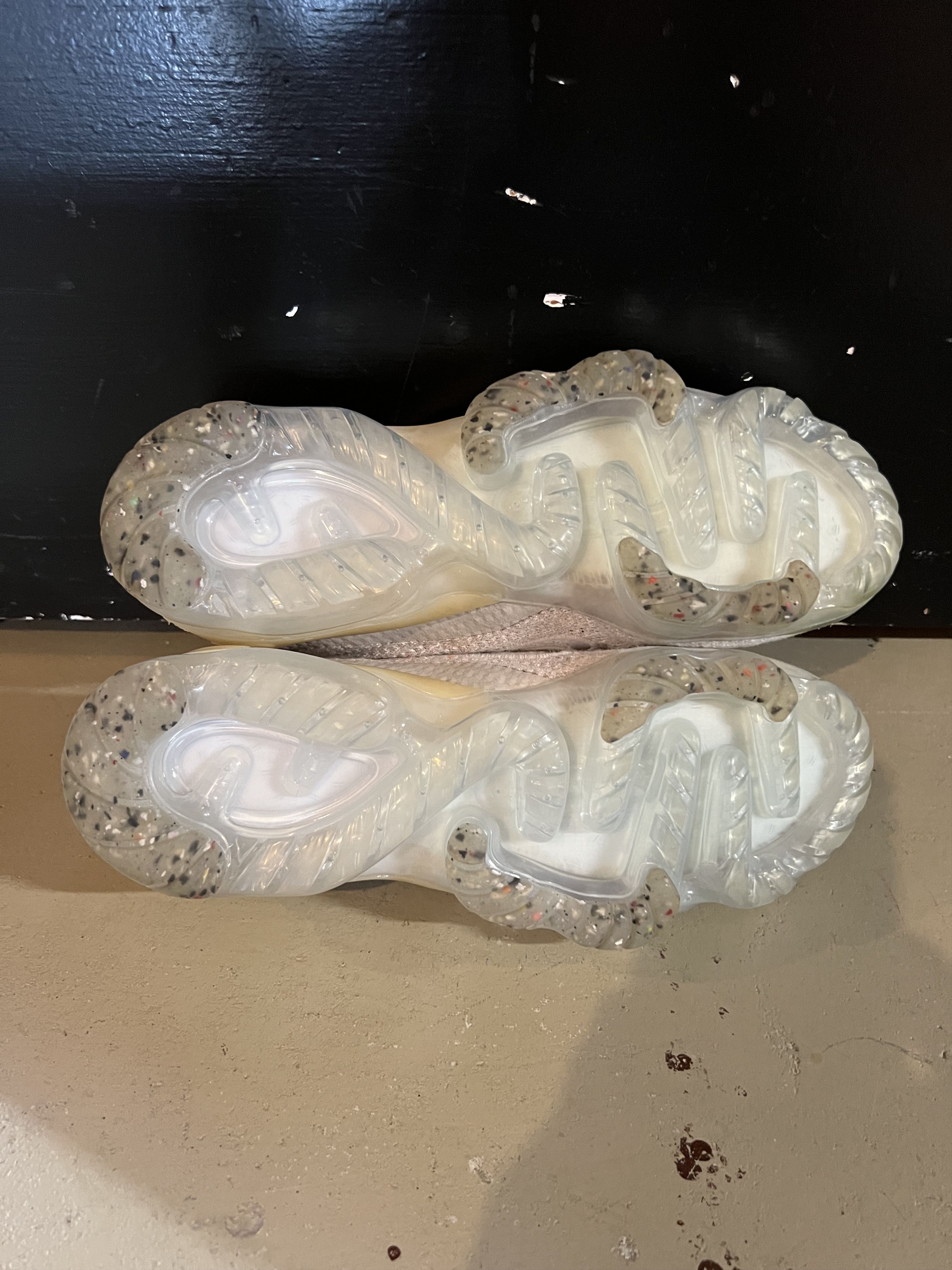 Nike Nike Air VaporMax 2021 FK White Pure Platinum (Women's) Size US 7.5 / IT 37.5 - 5 Thumbnail