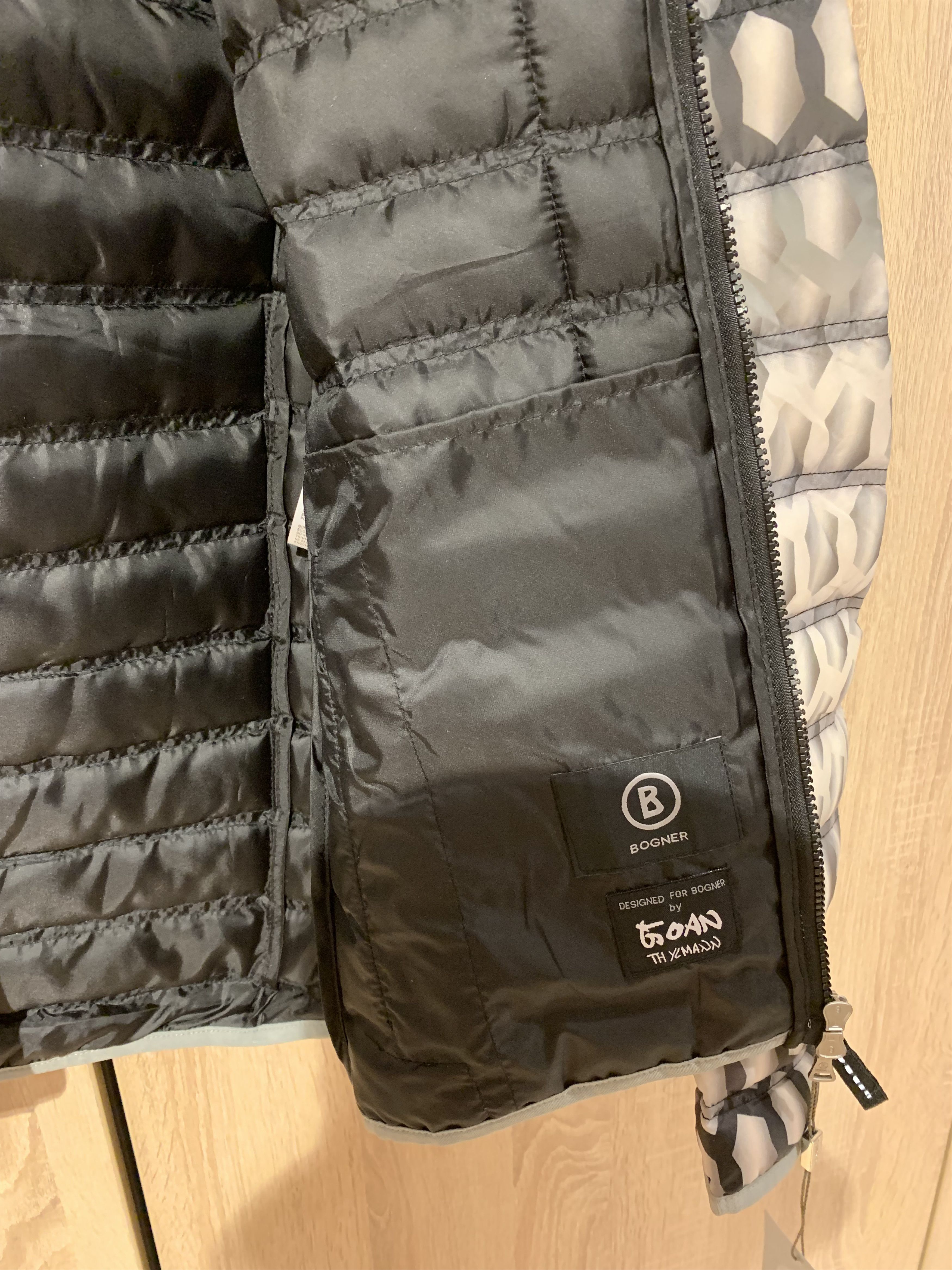 Bogner NWT Bogner Black/White Puffer Down Size US S/EU 46 Size US S / EU 44-46 / 1 - 5 Thumbnail