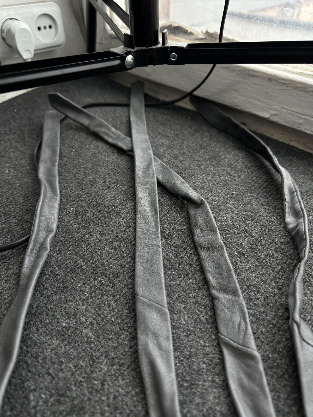 Other 🚨 LEATHER GRAY ITALY TIE LUXURY VNTG RARE OLD MONEY Size ONE SIZE - 6 Thumbnail
