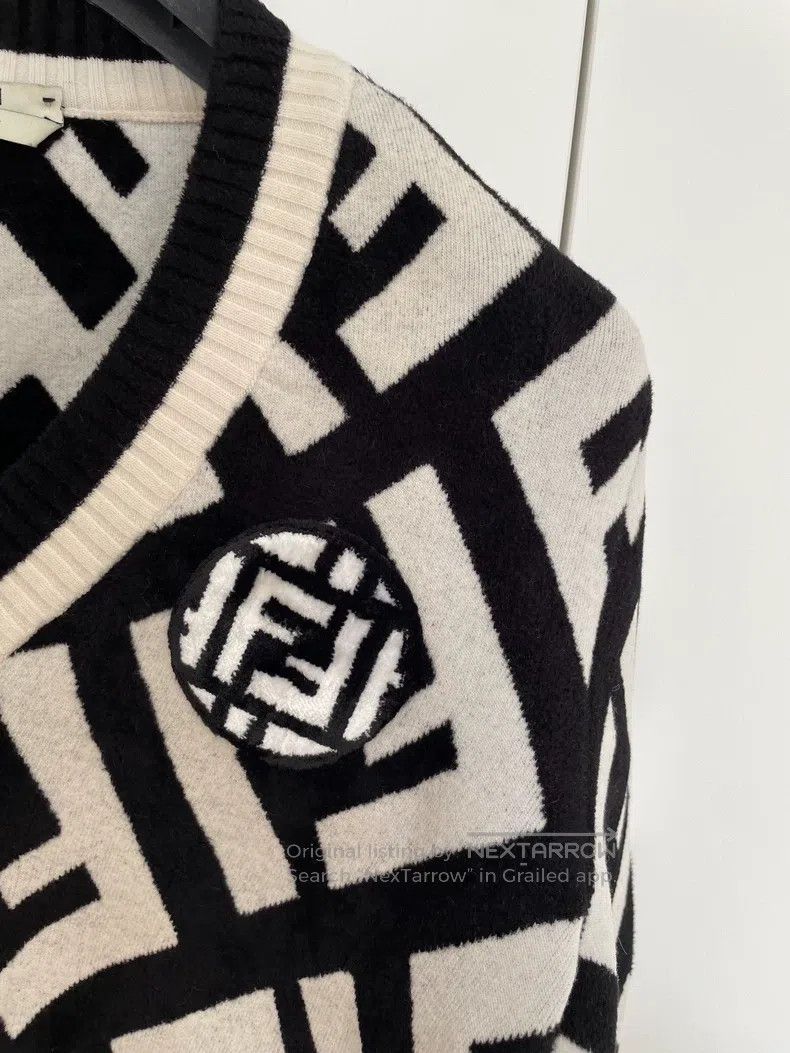 Fendi Fendi All-over Print Sweater Size XS / US 0-2 / IT 36-38 - 2 Thumbnail