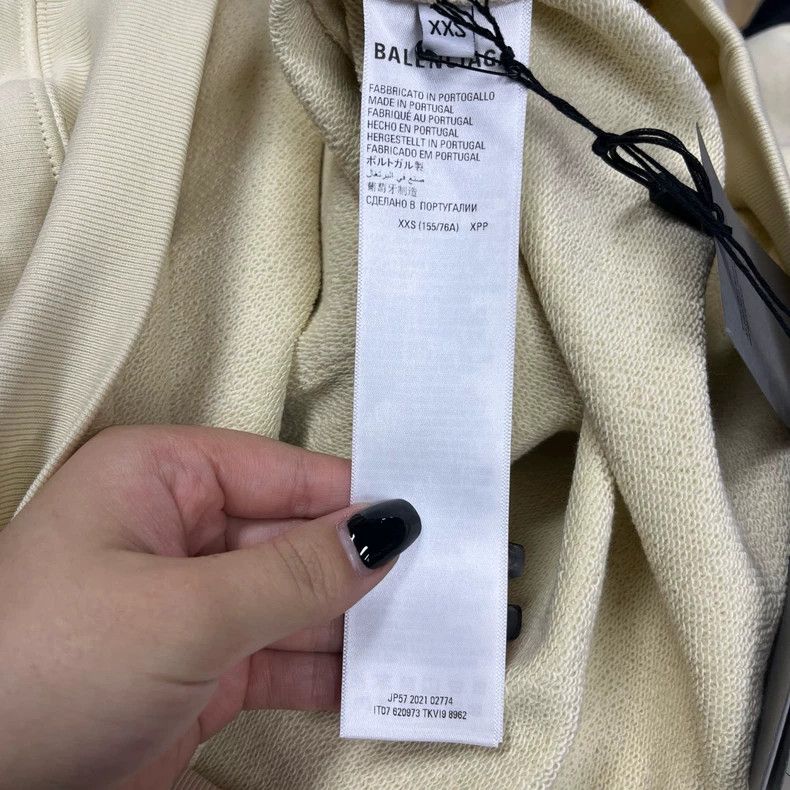 Balenciaga Balenciaga Light beige solid monogrammed pullover hoodie 25 Size US XXS / EU 40 - 3 Thumbnail