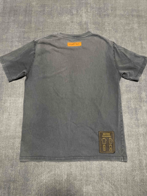 Louis Vuitton Louis Vuitton Short-sleeve T-shirt Size US XXL / EU 58 / 5 - 2 Thumbnail