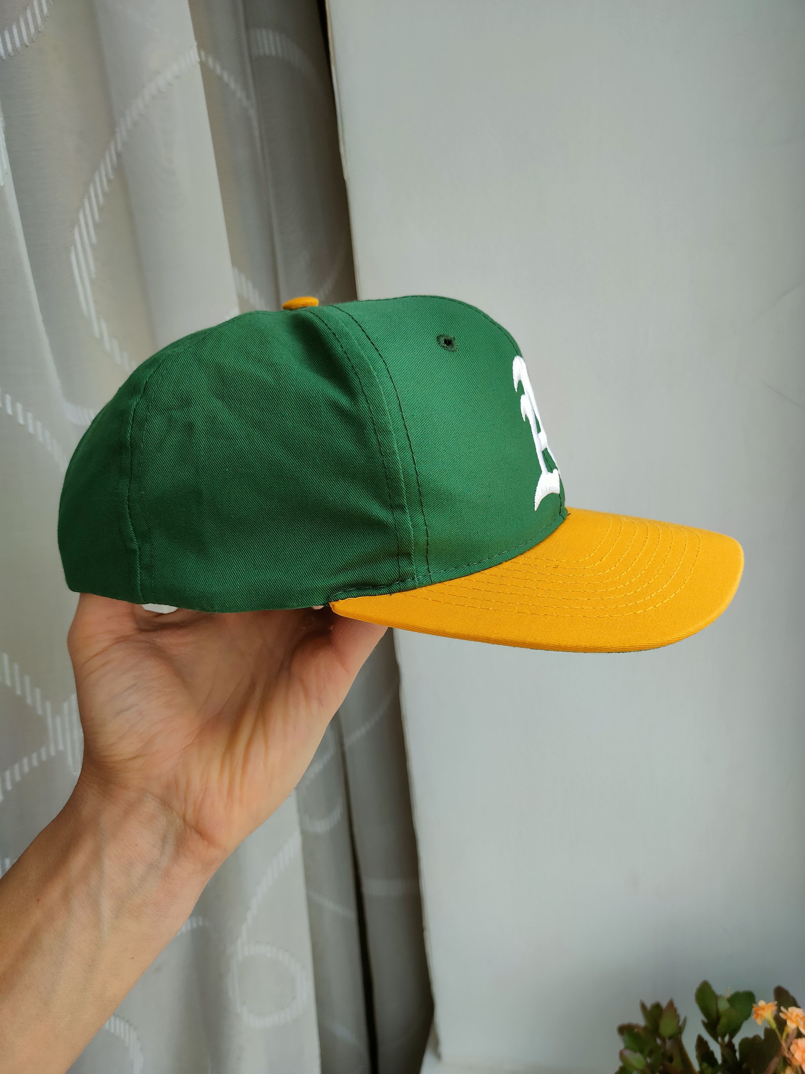 MLB × Sports Specialties Vintage Oakland A's Athletics Green Yellow MLB 80s Rare Cap Size ONE SIZE - 3 Thumbnail