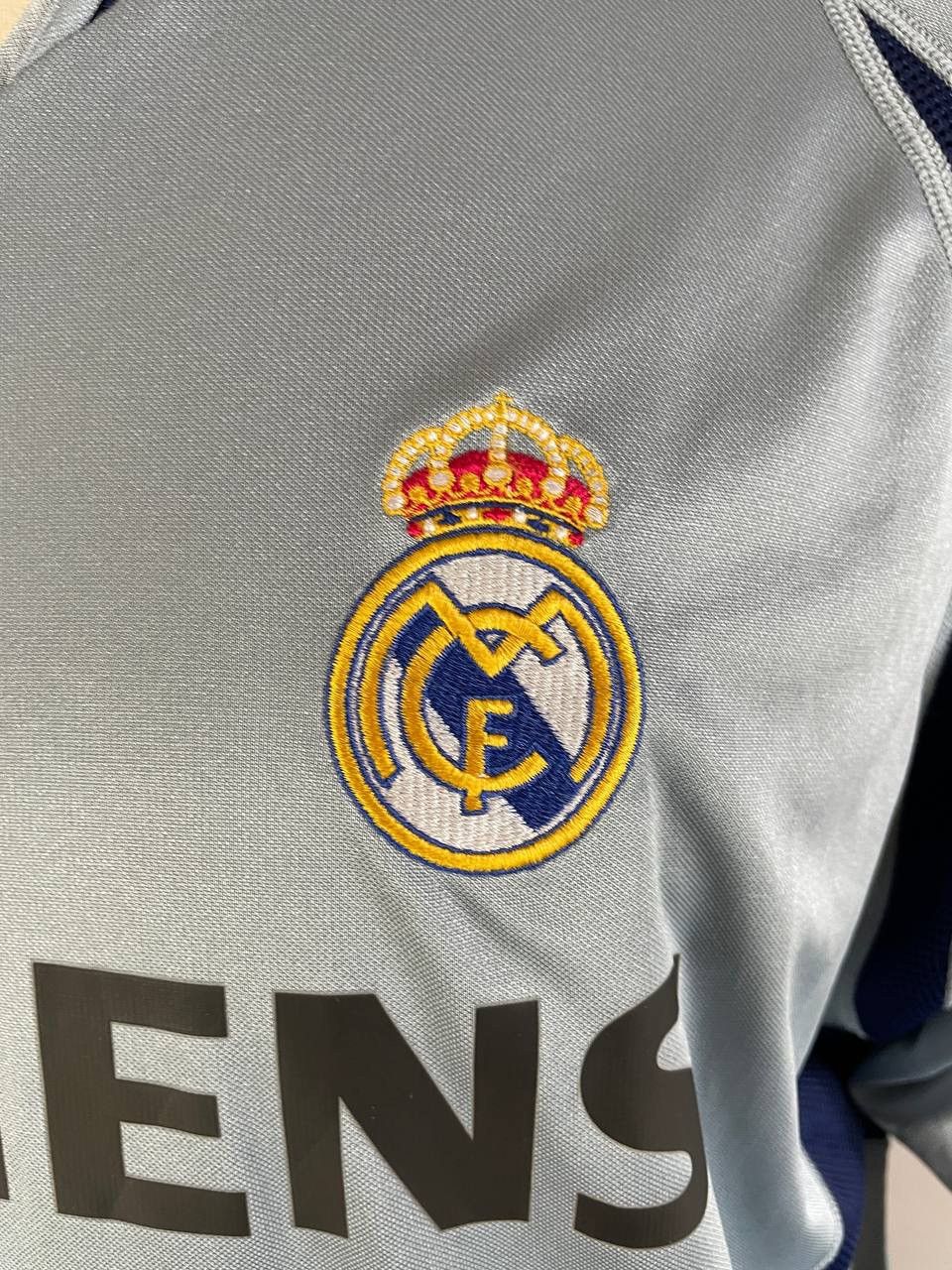 Adidas Adidas Real Madrid 9 Ronaldo 2004 Siemens Vintage RARE Size US L / EU 52-54 / 3 - 4 Thumbnail