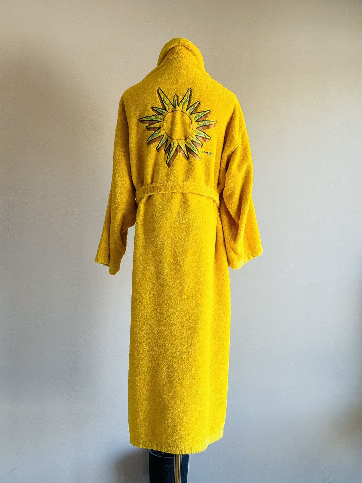 Hermes Vintage Hermes Yellow Terry Robe Sun motif logo embroidered Size ONE SIZE - 1 Thumbnail