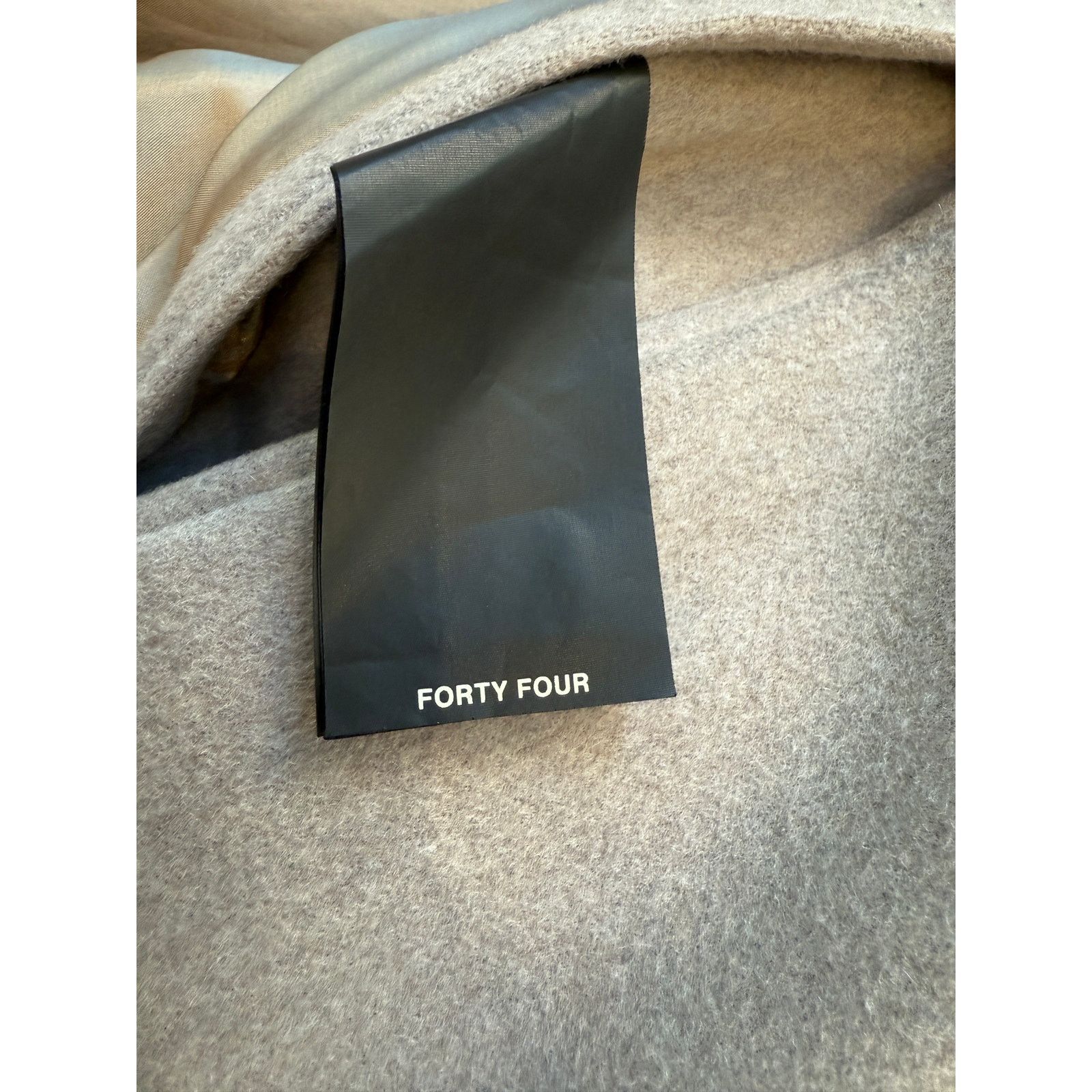 Fear of God Fear of God The Overcoat in Blush Grey Size US S / EU 44-46 / 1 - 8 Thumbnail