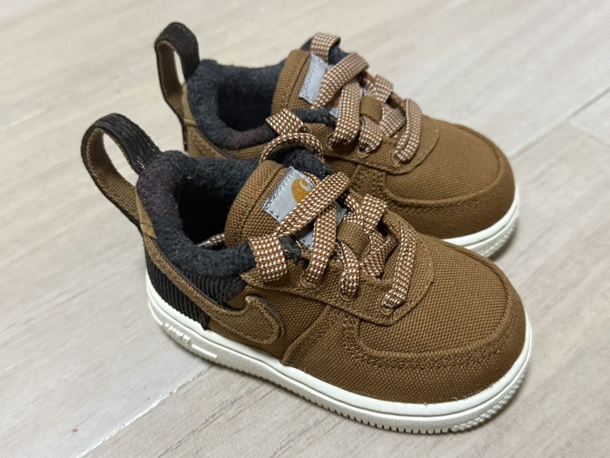 Carhartt Wip × Nike Nike Air Force 1 x Carhartt WIP (Baby) Size US 5 / EU 37 - 2 Thumbnail