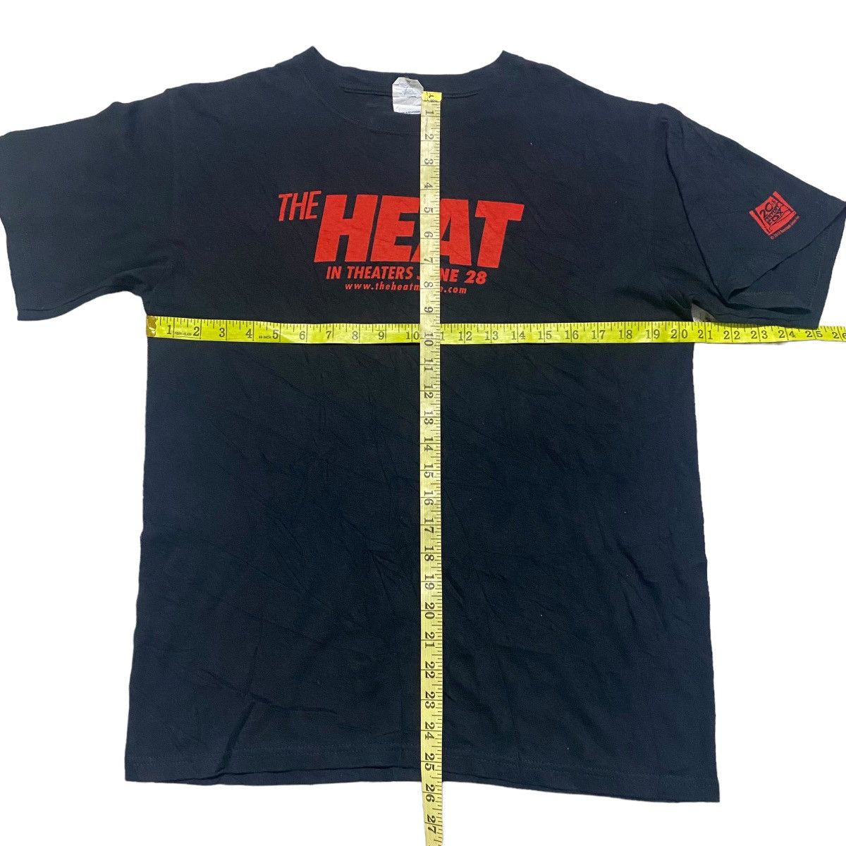 Vintage ©️2013 Vintage THE HEAT Movie Promo Shirt Size US M / EU 48-50 / 2 - 7 Thumbnail