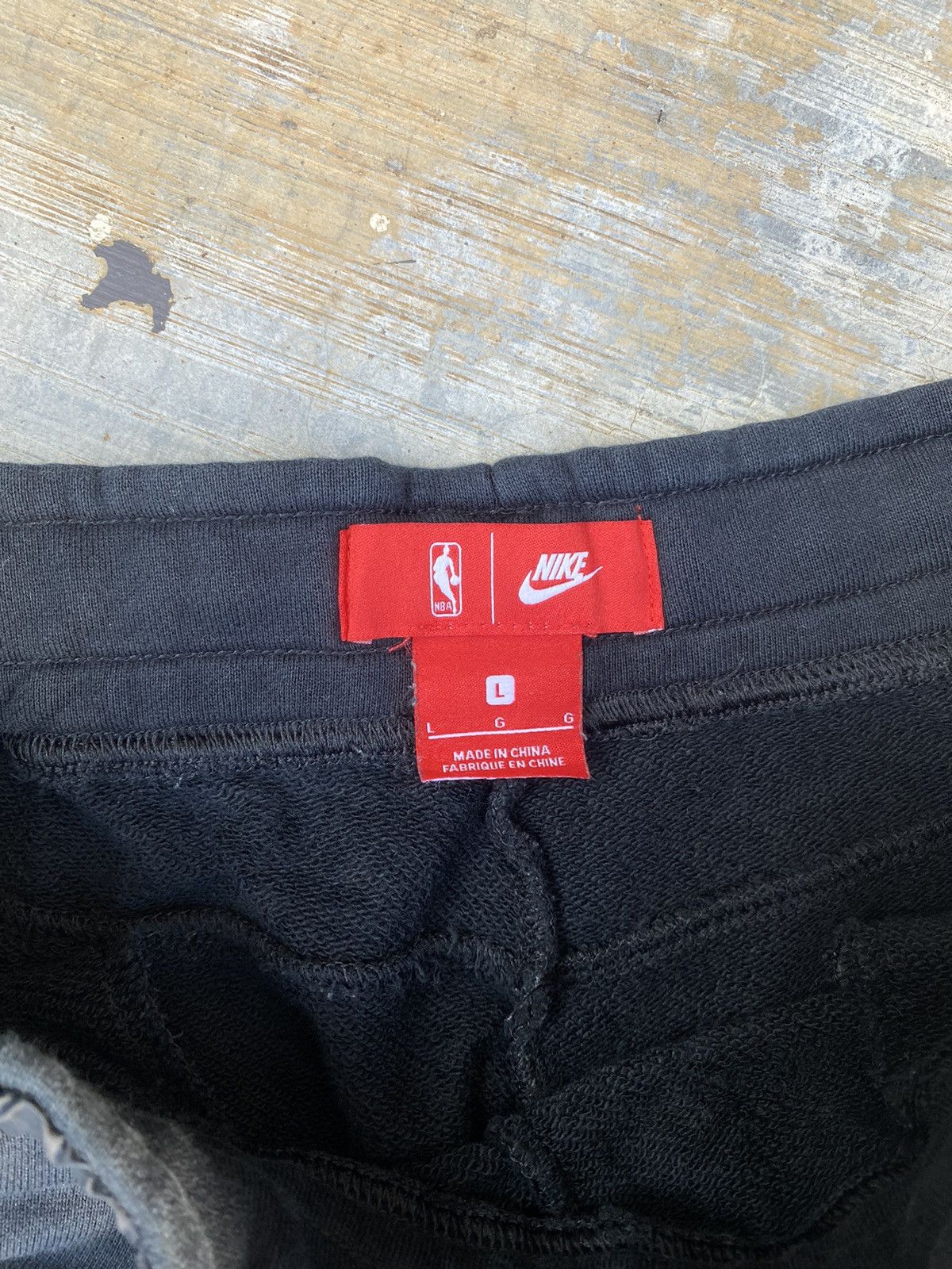 NBA × Nike × Vintage Vintage Nike Cavaliers Basketball Sweatpants NBA Size US 29 - 7 Thumbnail