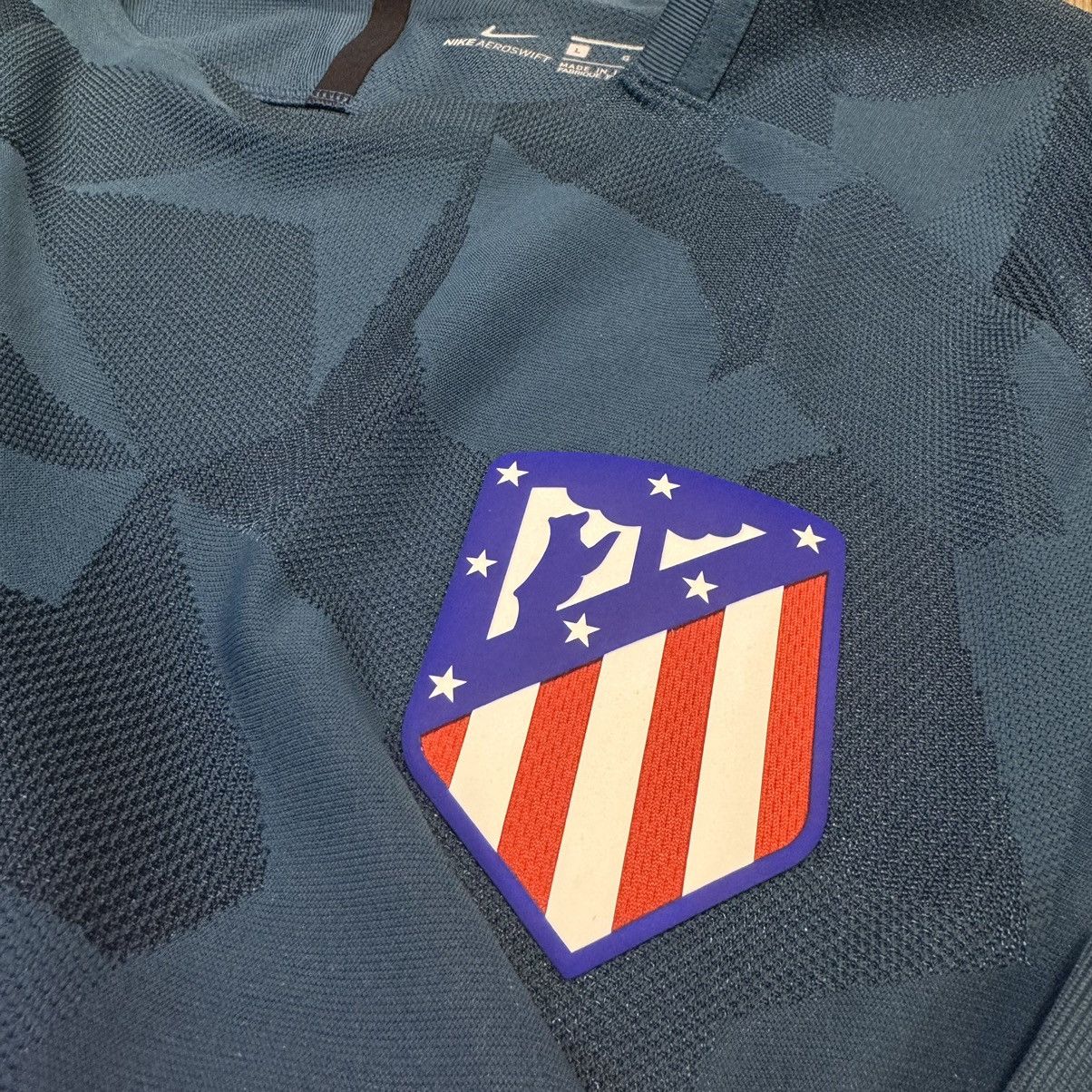 Nike Atletico Madrid 17/18 player issue away shirt #7 Griezmann Size US L / EU 52-54 / 3 - 6 Thumbnail
