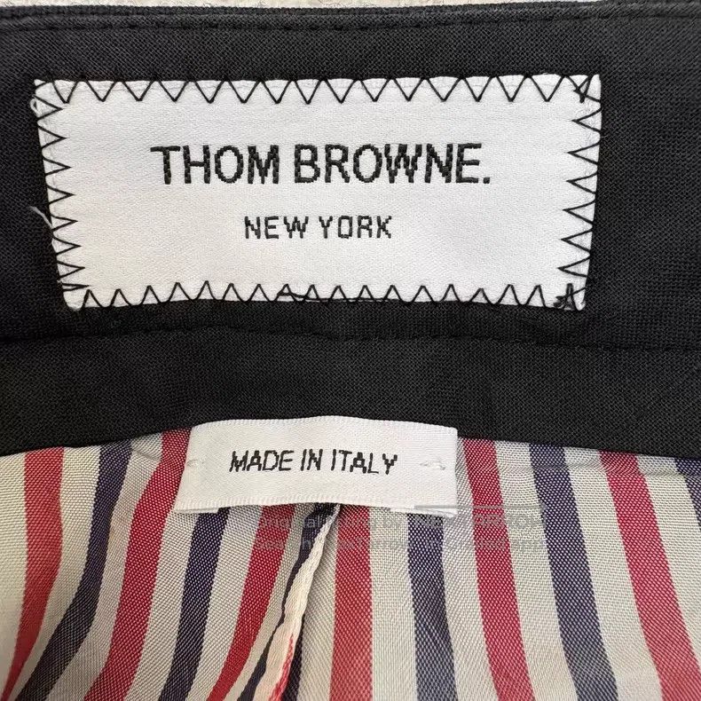 Thom Browne Thom Browne Classic Pleated Skirt with Dark Blue Gold Butt Size 25" / US 0 / IT 36 - 6 Thumbnail