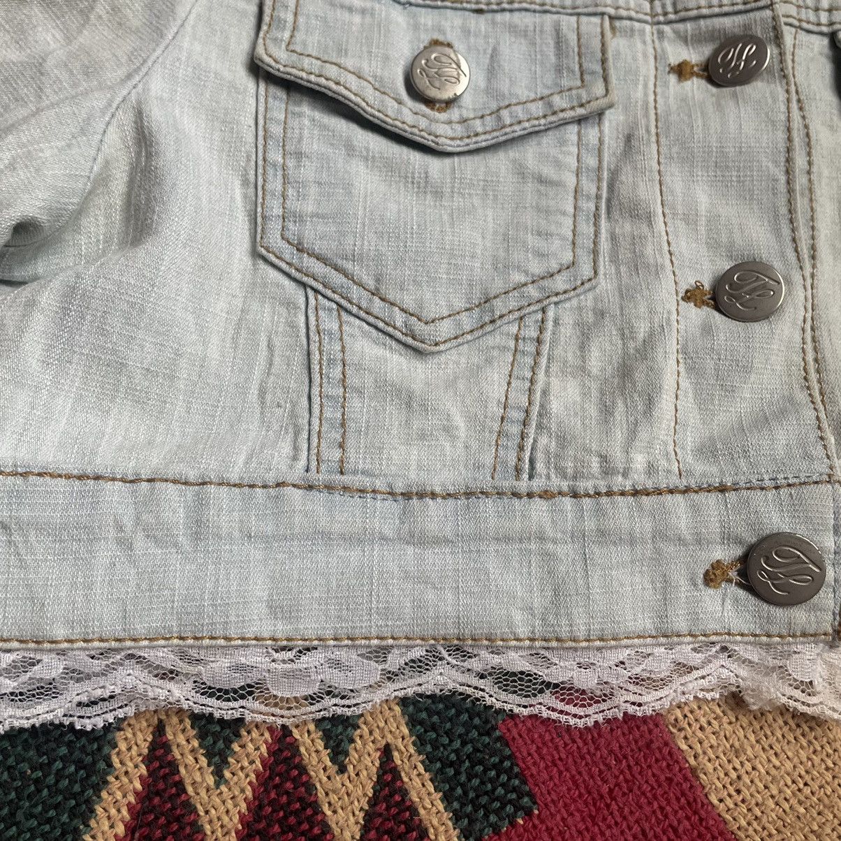 20471120 × If Six Was Nine Y2K Lace Hem Cropped Jean Shirt Size S / US 4 / IT 40 - 3 Thumbnail