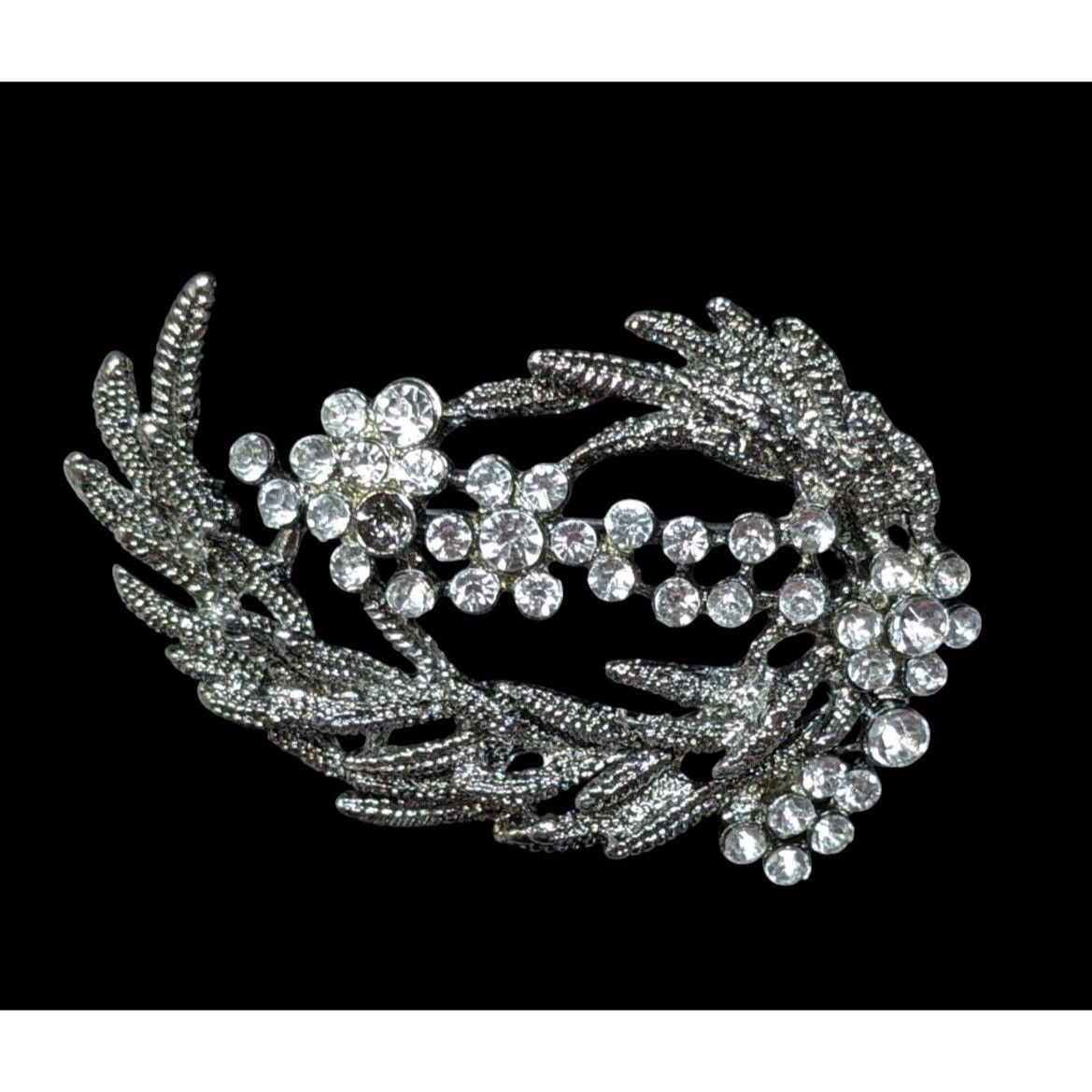 Other Vintage Floral Elven Fairycore Silver Tone Brooch With Rhine Size ONE SIZE - 1 Thumbnail
