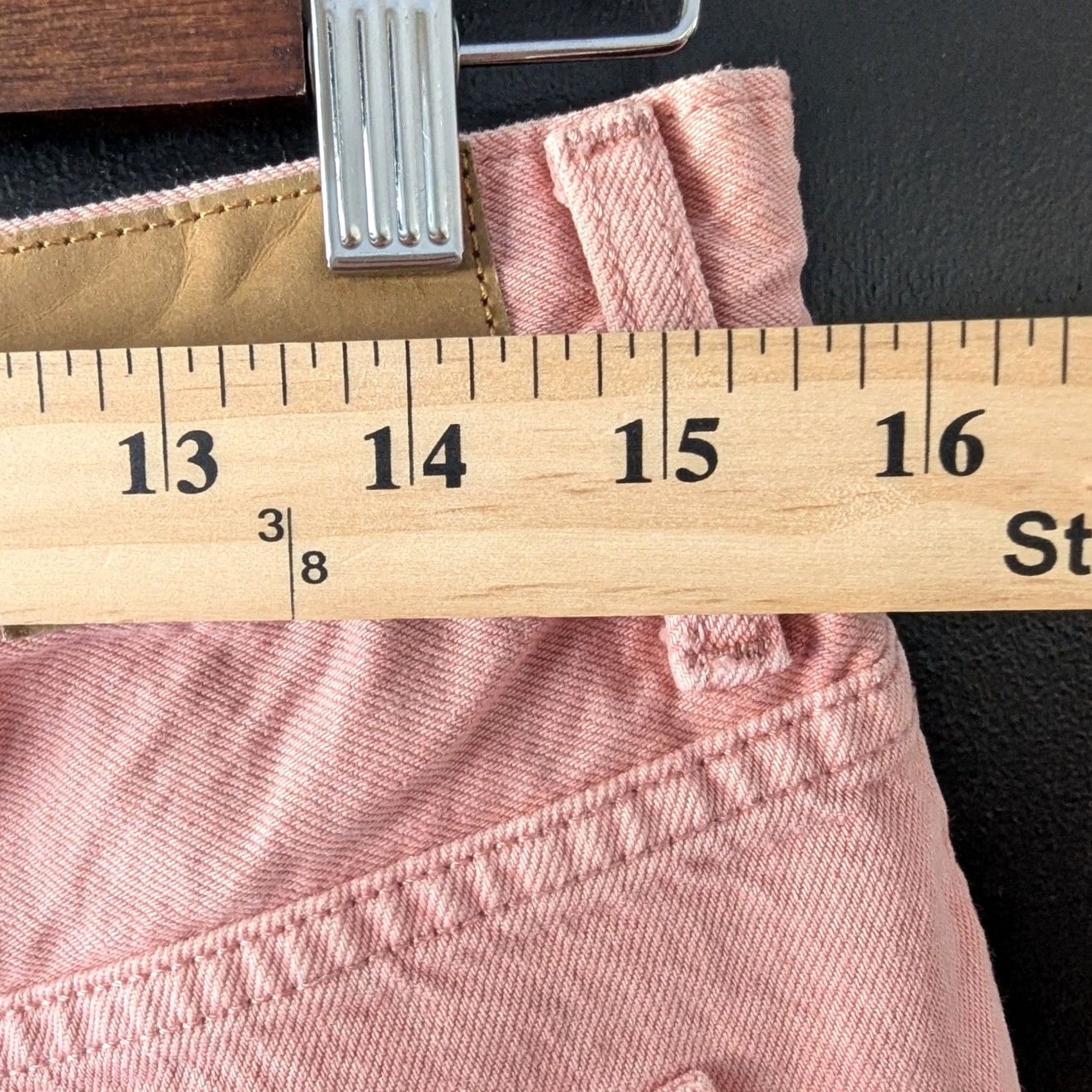 Aeropostale Aeropostale Denim Shorts Pink High Rise Cut-Off Distressed Raw Hem 90s Juniors 10 Women Fashion Casual Beach Festival Boyfriend Size 32" / US 10 / IT 46 - 6 Thumbnail