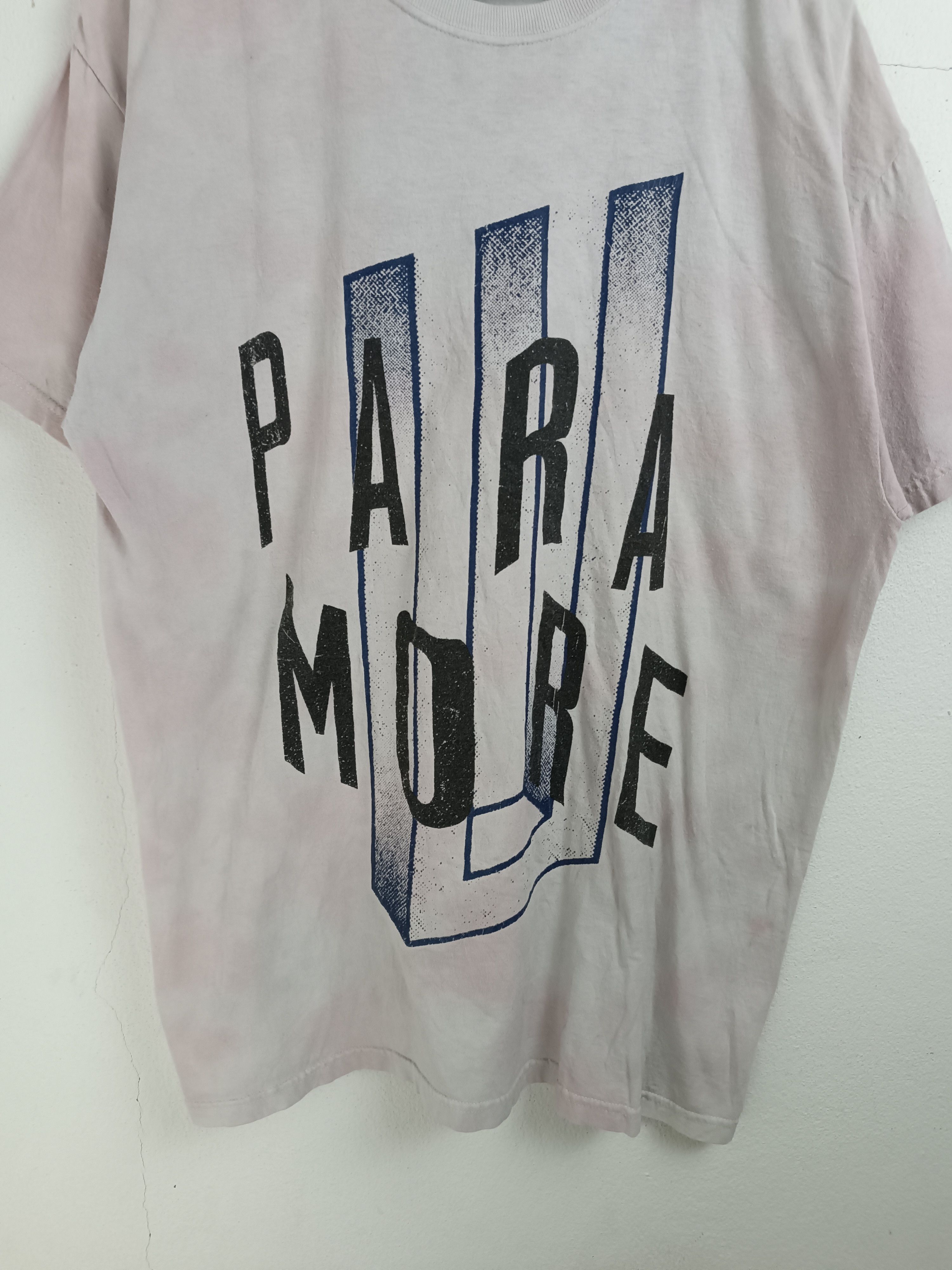 Band Tees THRASHED FADED VINTAGE PARAMORE TIE DYE TEE hayley fall out Size US L / EU 52-54 / 3 - 10 Thumbnail