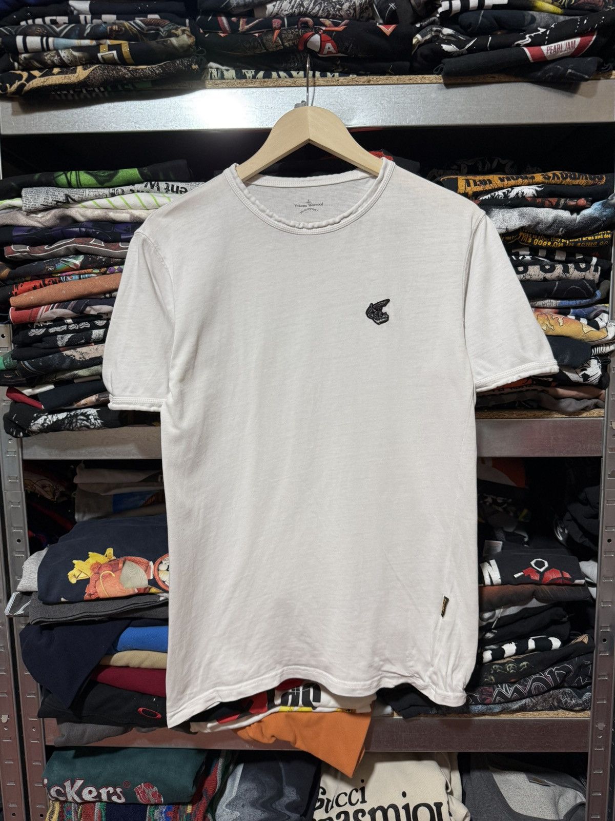 Vivienne Westwood Luxury Designer Vivienne Westwood Small Logo Chaos T-Shirt Size US S / EU 44-46 / 1 - 1 Thumbnail