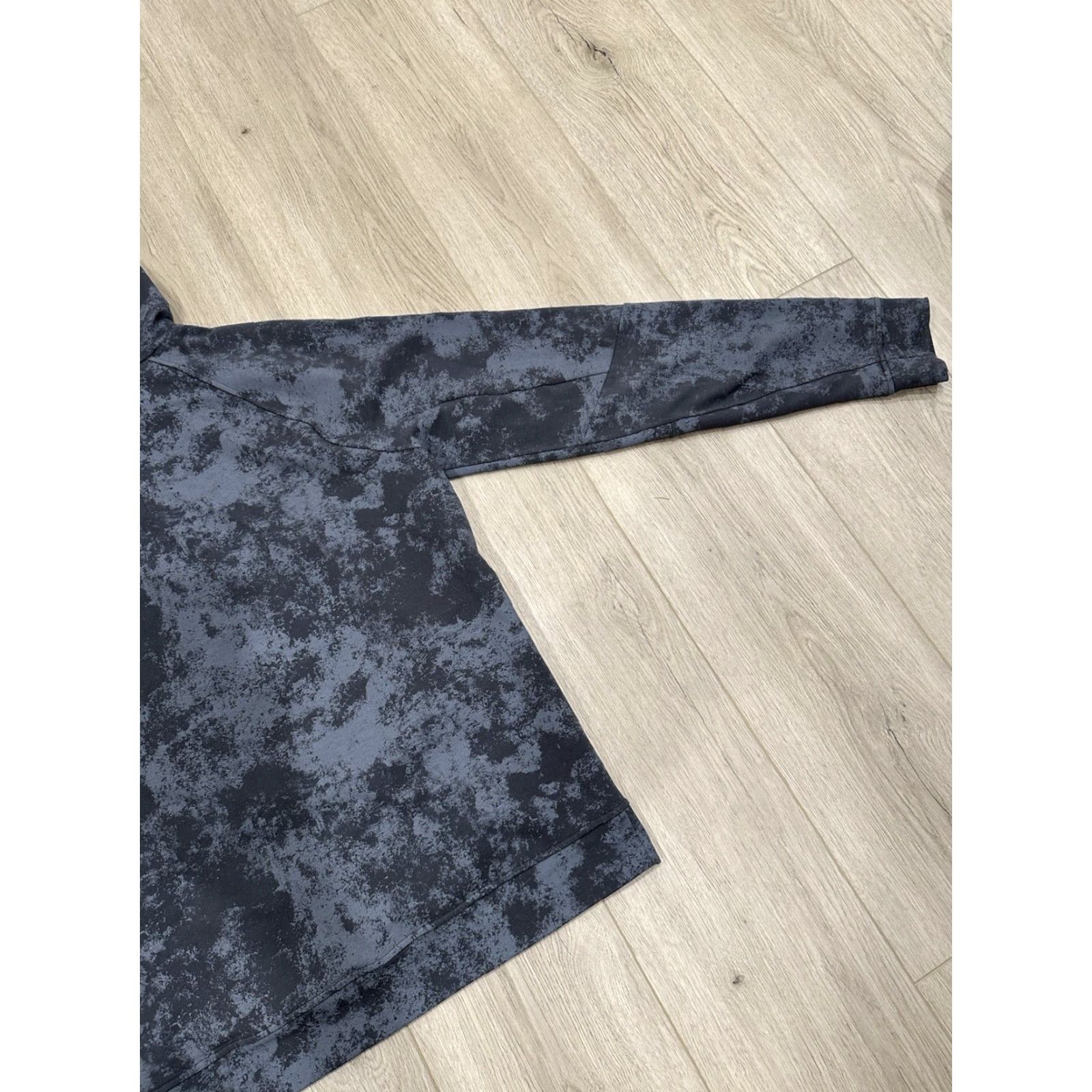 Lululemon Lululemon Hoodie City Camouflage Pullover Gray Large L Men Regular Fit Size US L / EU 52-54 / 3 - 7 Thumbnail