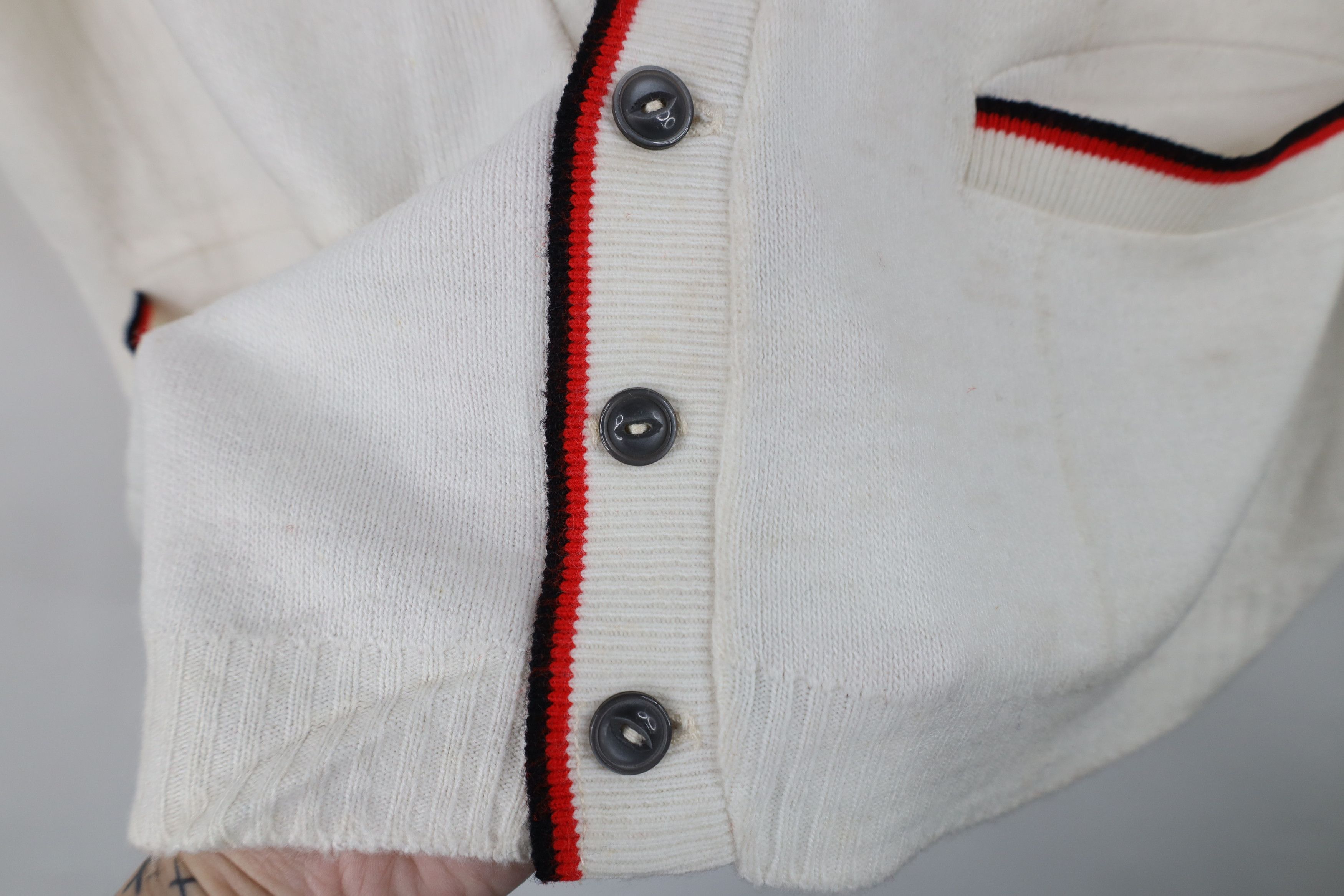 Vintage Vintage 50s Rockabilly Cat Eye Button Soft Knit Sweater Vest Size US M / EU 48-50 / 2 - 8 Thumbnail