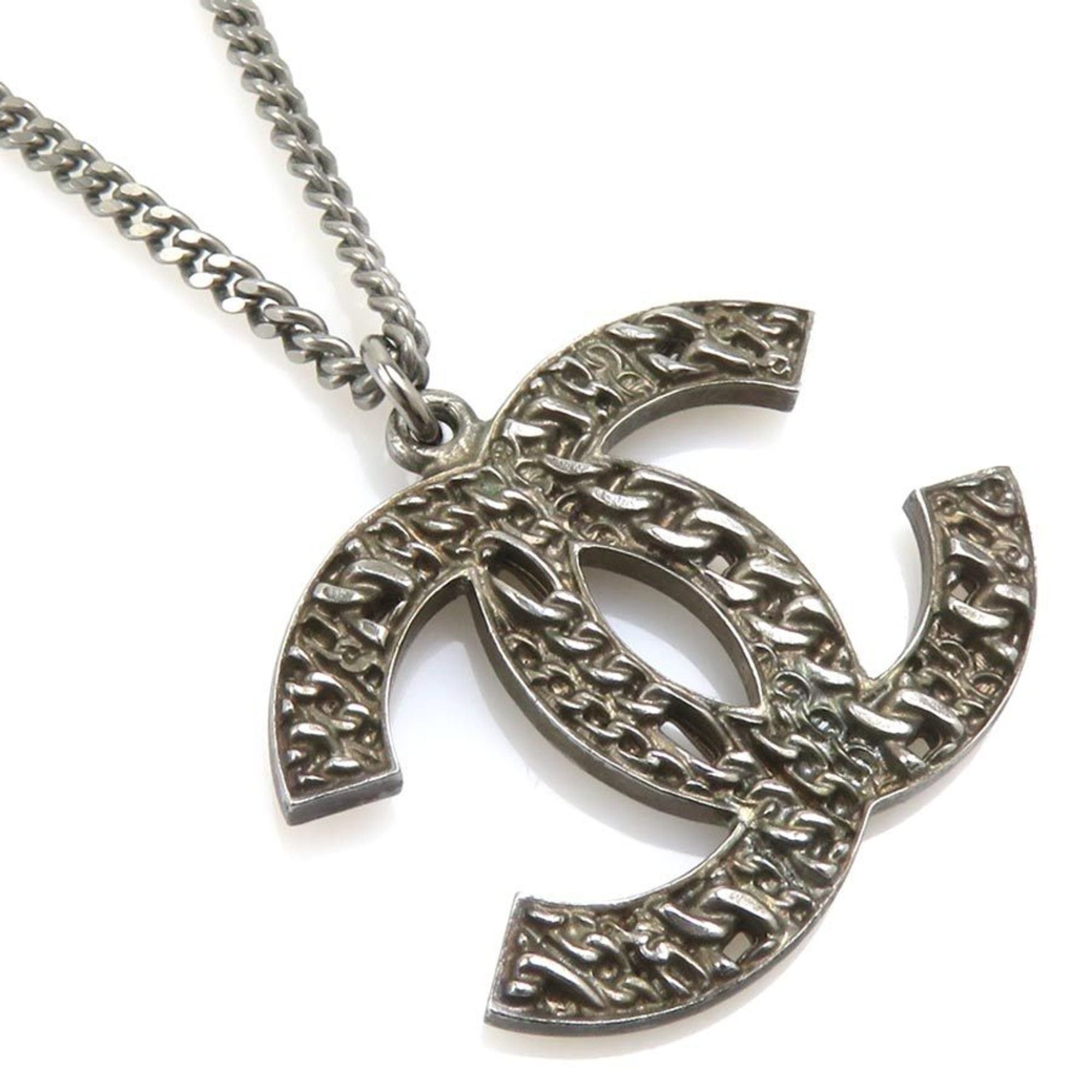 Chanel Chanel Coco Mark Metal Gunmetal Necklace for Women, Free Shipping, e61586a Size ONE SIZE - 1 Thumbnail