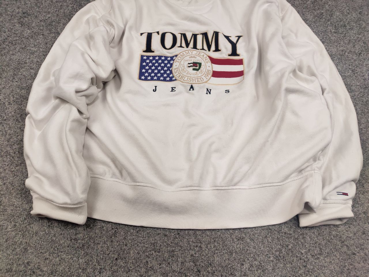 Tommy Hilfiger Tommy Jeans Crew Chek Embroidered Sweatshirt Vintage Style Size US M / EU 48-50 / 2 - 9 Thumbnail