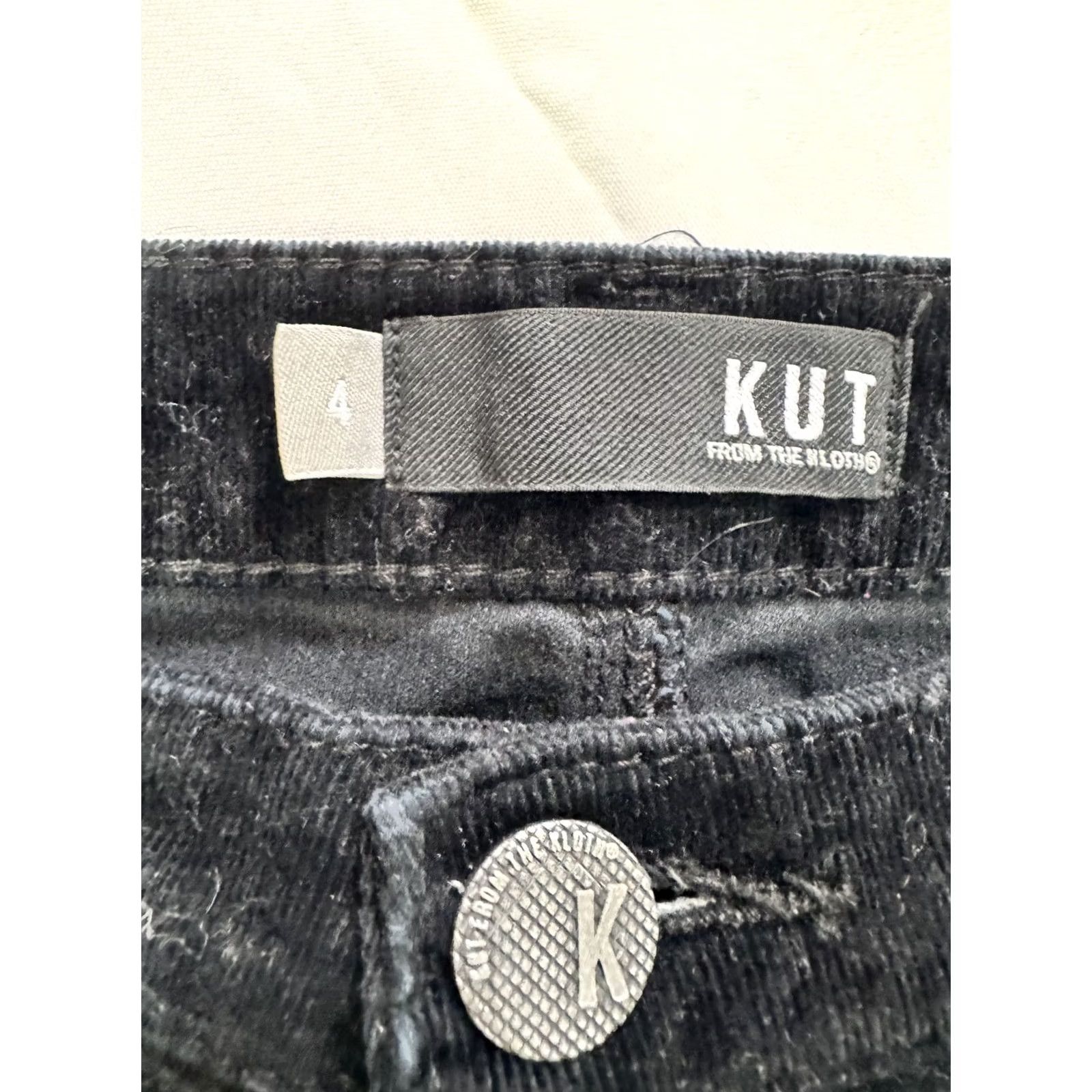 Vintage VINTAGE KUT from the Kloth Women's Corduroy Skinny Jeans Mid-Rise Cotton Black 4 - Pants - 32" Waist 28" Inseam Womens Size 27" / US 4 / IT 40 - 2 Thumbnail