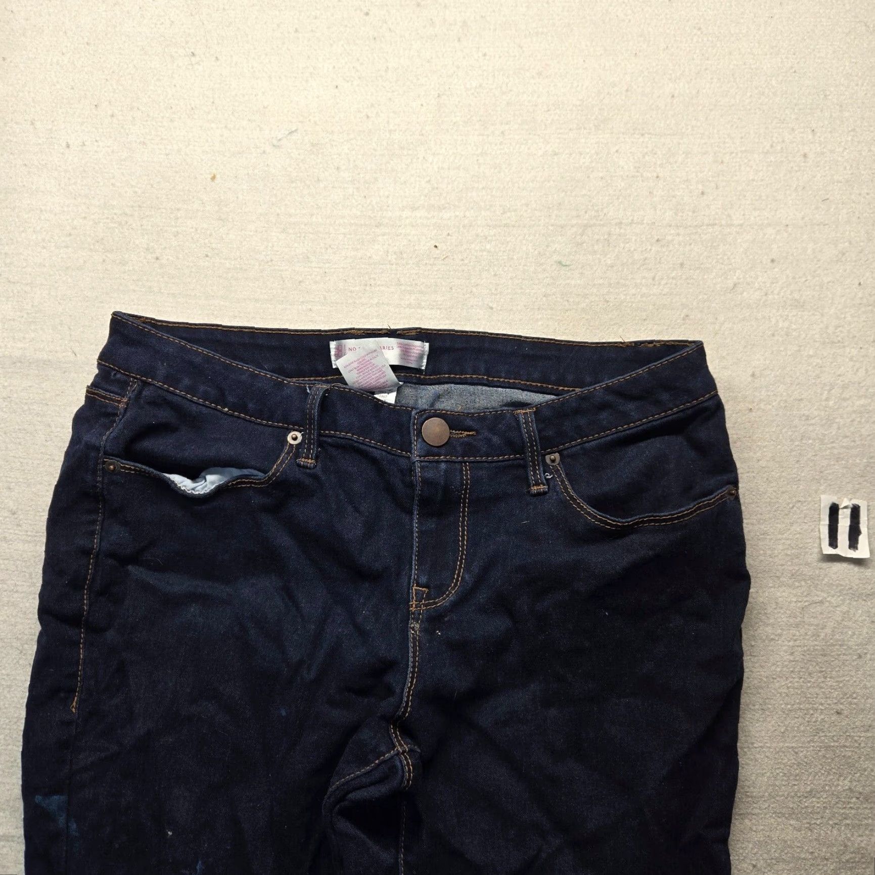 Vintage No Boundaries Jeans Adult Women 15 Black Cotton Denim Skinny Stretch 5-Pocket Belt Loops Regular Solid Medium Women Size 36" / US 14 / IT 50 - 2 Thumbnail