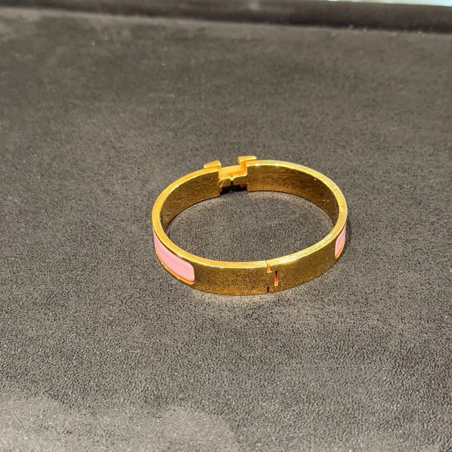 Hermes HERMES Clic H Enamel Bracelet. Size ONE SIZE - 2 Thumbnail