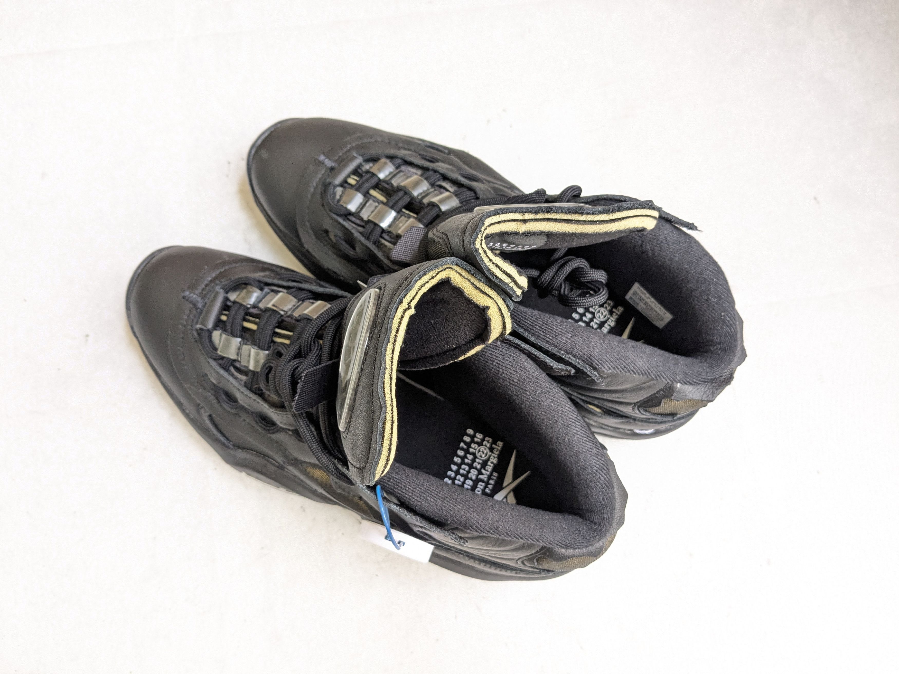 Maison Margiela Maison Margiela x Reebok Question Black 9.5 Leather Size US 9.5 / EU 42-43 - 13 Thumbnail
