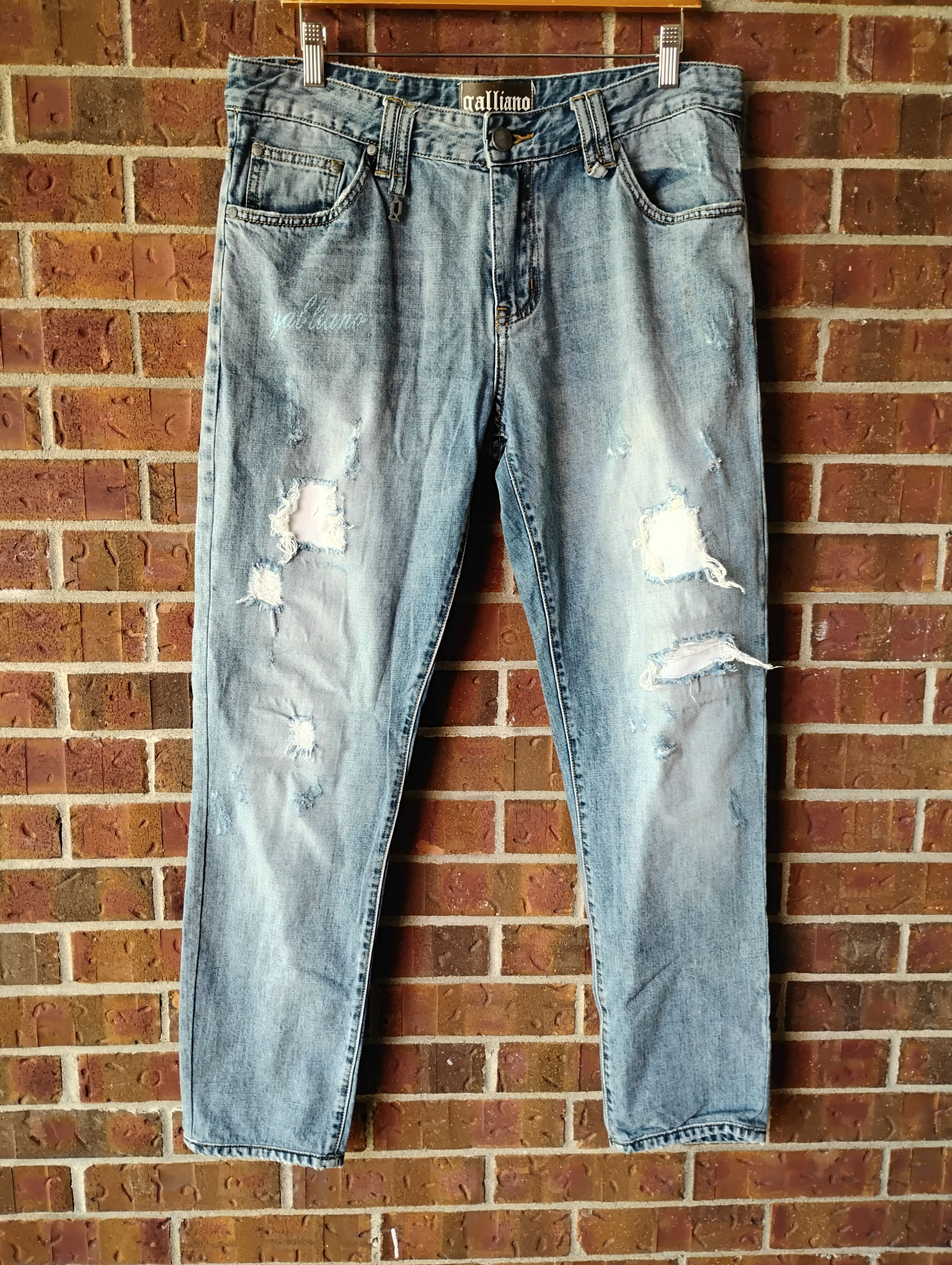 John Galliano John Galliano skinny distressed light wash jeans Size US 36 / EU 52 - 1 Thumbnail