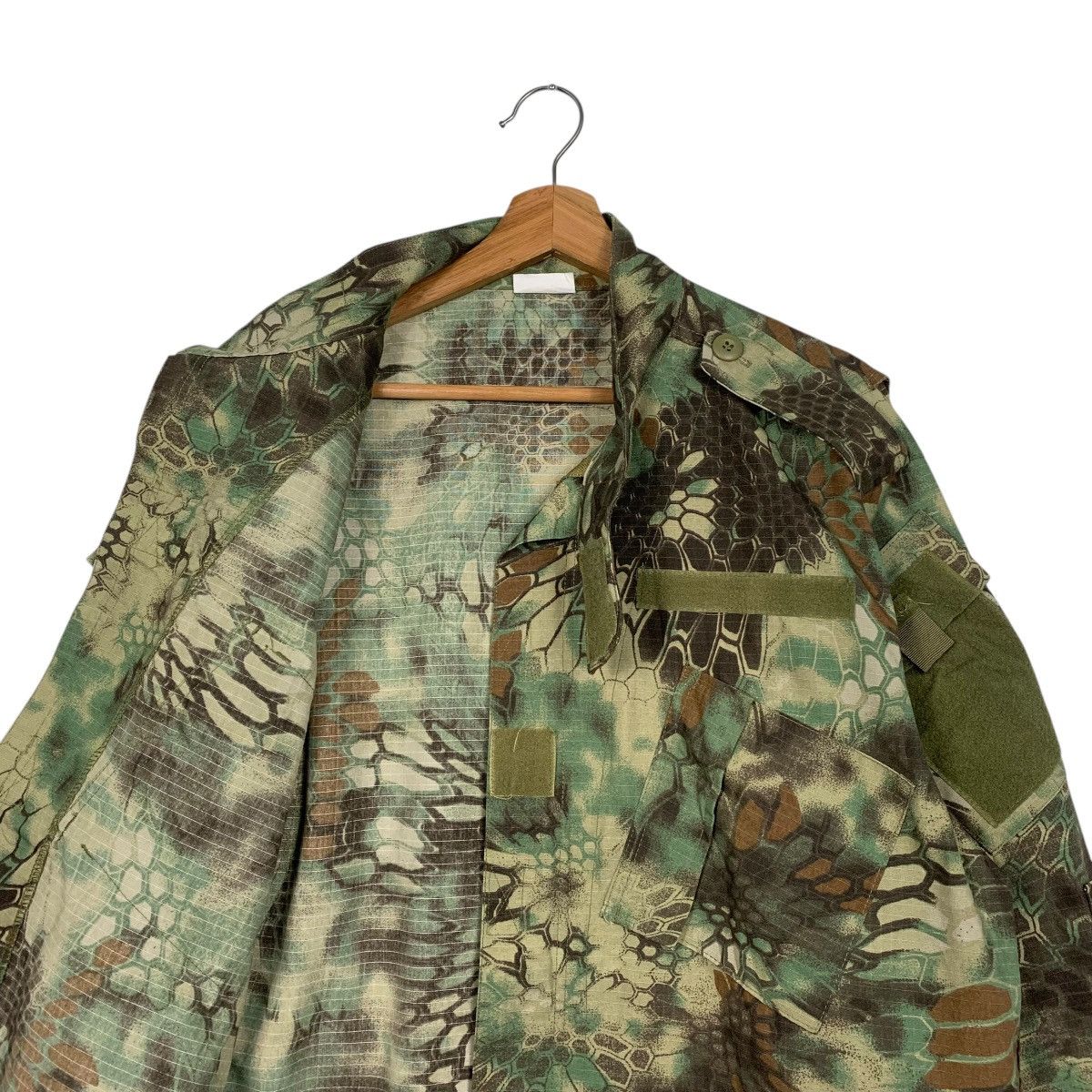 Other Military Battle Dress Uniform Camouflage Jacket Size US XL / EU 56 / 4 - 10 Thumbnail