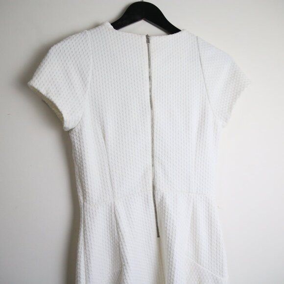 Banana Republic Banana Republic Fit and Flare A-Line Textured Dress Size S / US 4 / IT 40 - 4 Thumbnail