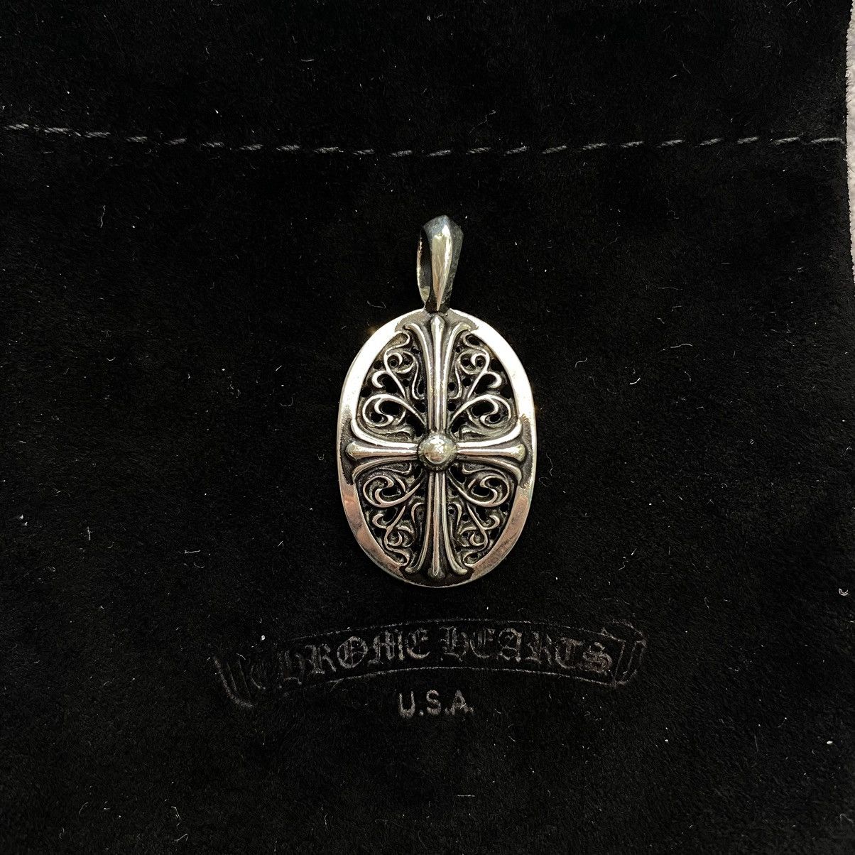 Chrome Hearts Chrome Hearts Oval Cross charm silver Size ONE SIZE - 1 Thumbnail