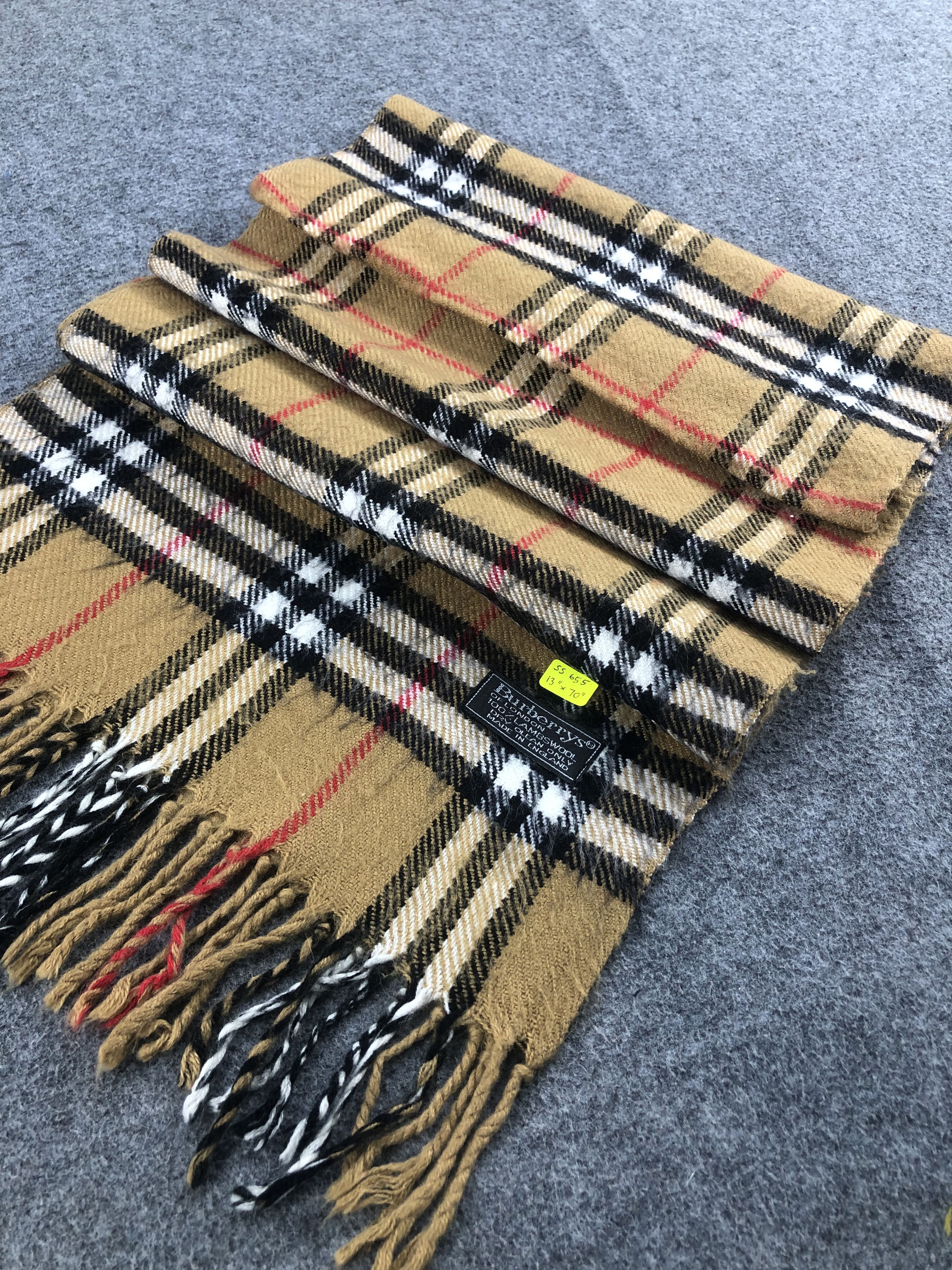 Burberry Burberry Nova Check Scarf / Muffler / Neckwear Size ONE SIZE - 3 Thumbnail