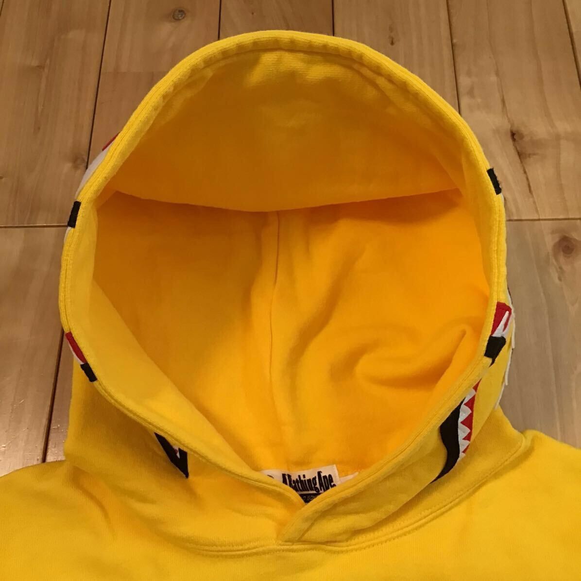 Bape BAPE Shark pullover hoodie yellow a bathing ape Size US L / EU 52-54 / 3 - 6 Thumbnail