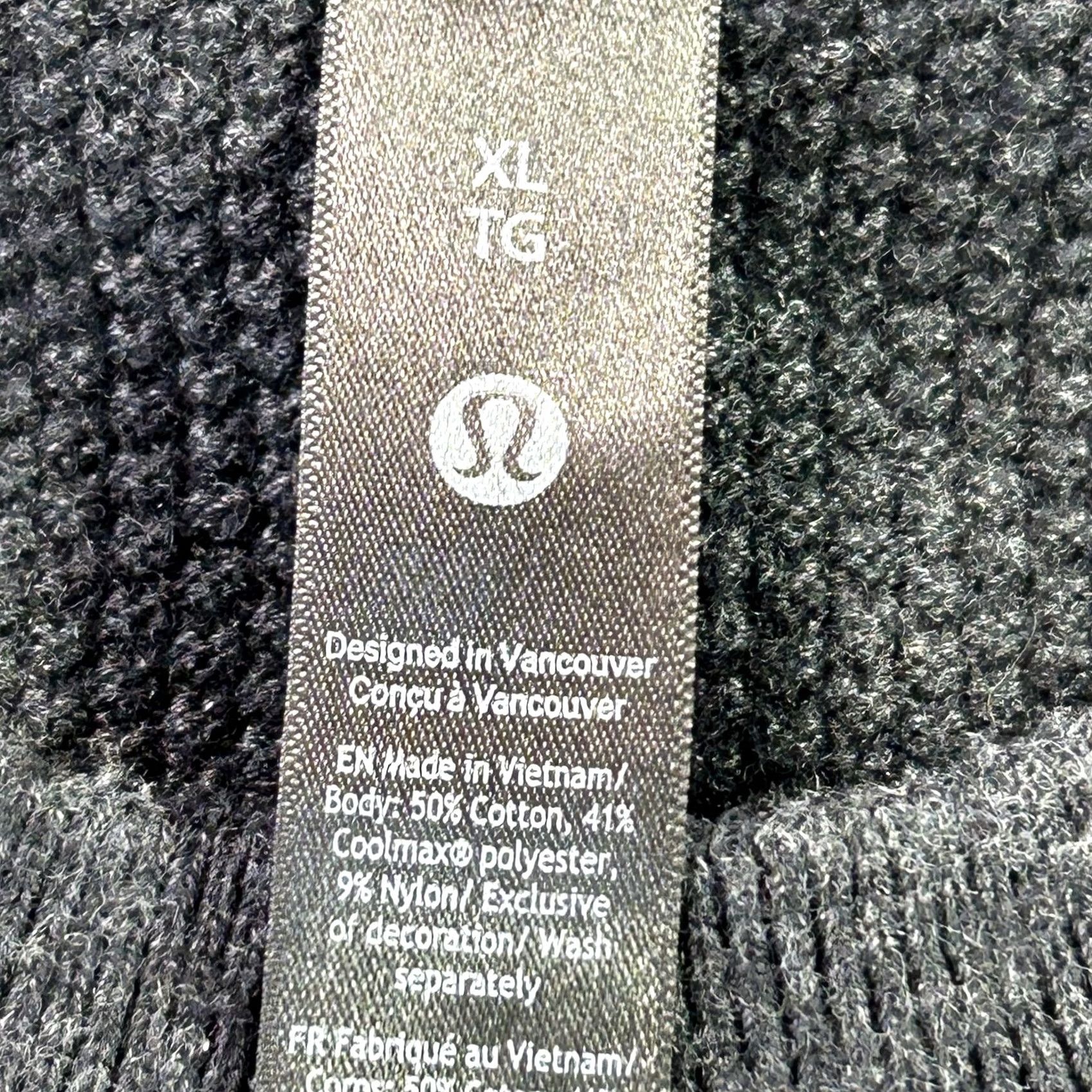 Lululemon Lululemon Sweater Mens XL Gray Textured Knit Crew Pullover LM3ENFS Size US XL / EU 56 / 4 - 4 Thumbnail
