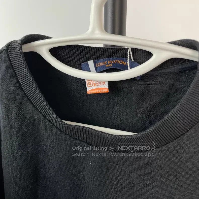 Louis Vuitton Louis Vuitton Black chest classic dark print full print po Size US M / EU 48-50 / 2 - 4 Thumbnail