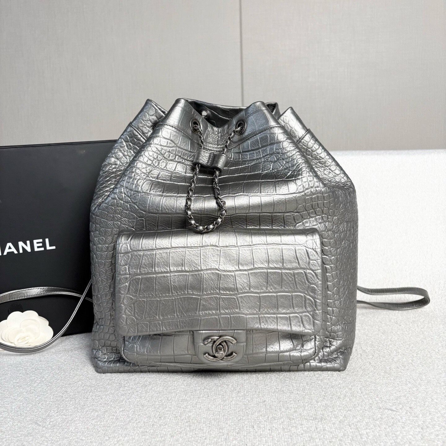 Chanel Pre-loved Bag Very good condition Size ONE SIZE - 1 Thumbnail