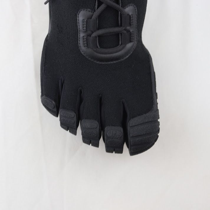 Balenciaga o1rshd1 Q.2 / Toe Lace-up Low Knit Monocolor Boots in Black Size US 11 / EU 44 - 9 Thumbnail