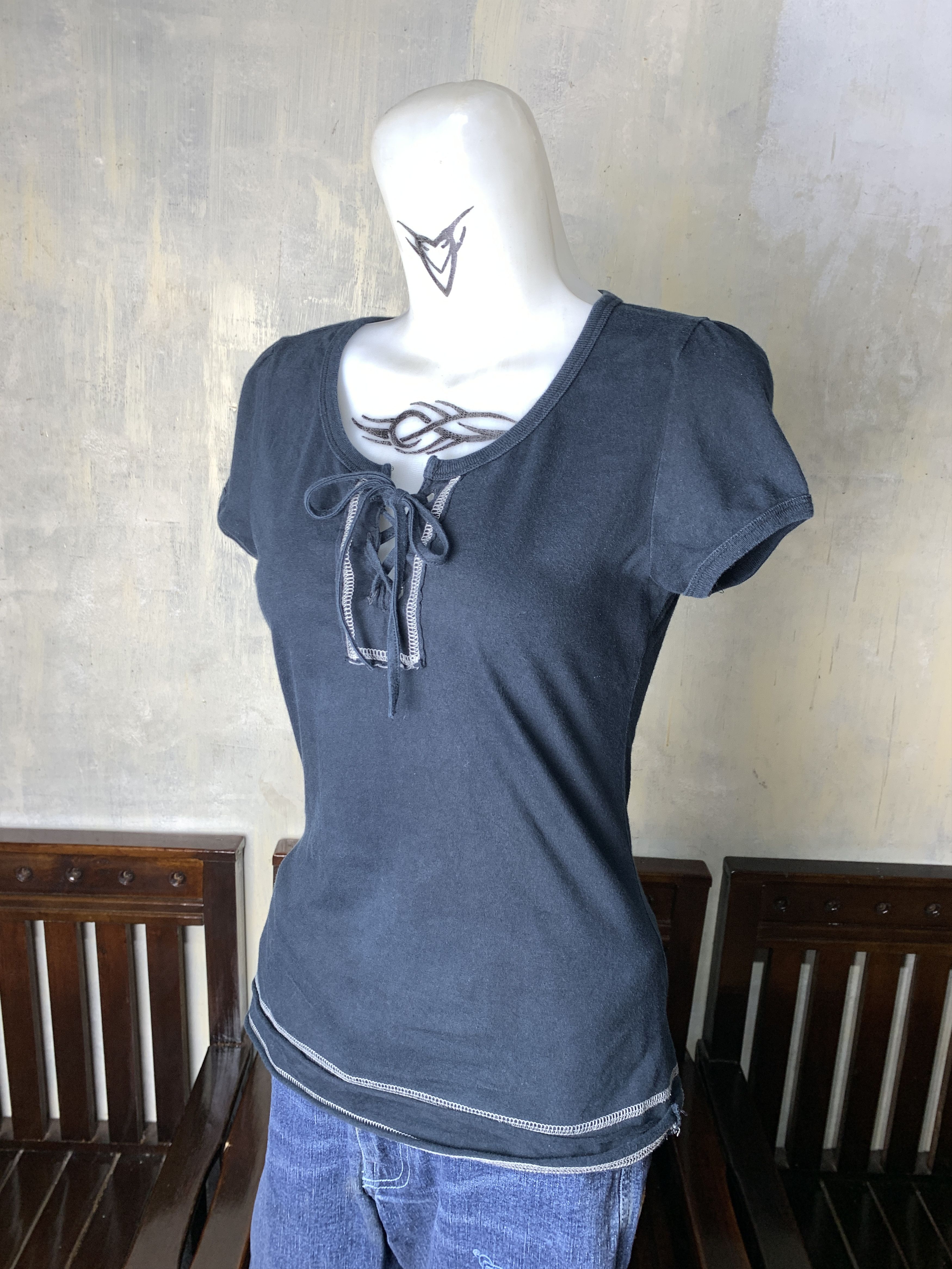 Yogi Footwear Yogi Adventures Navy Butterfly Lace Tee (M) Size M / US 6-8 / IT 42-44 - 2 Thumbnail