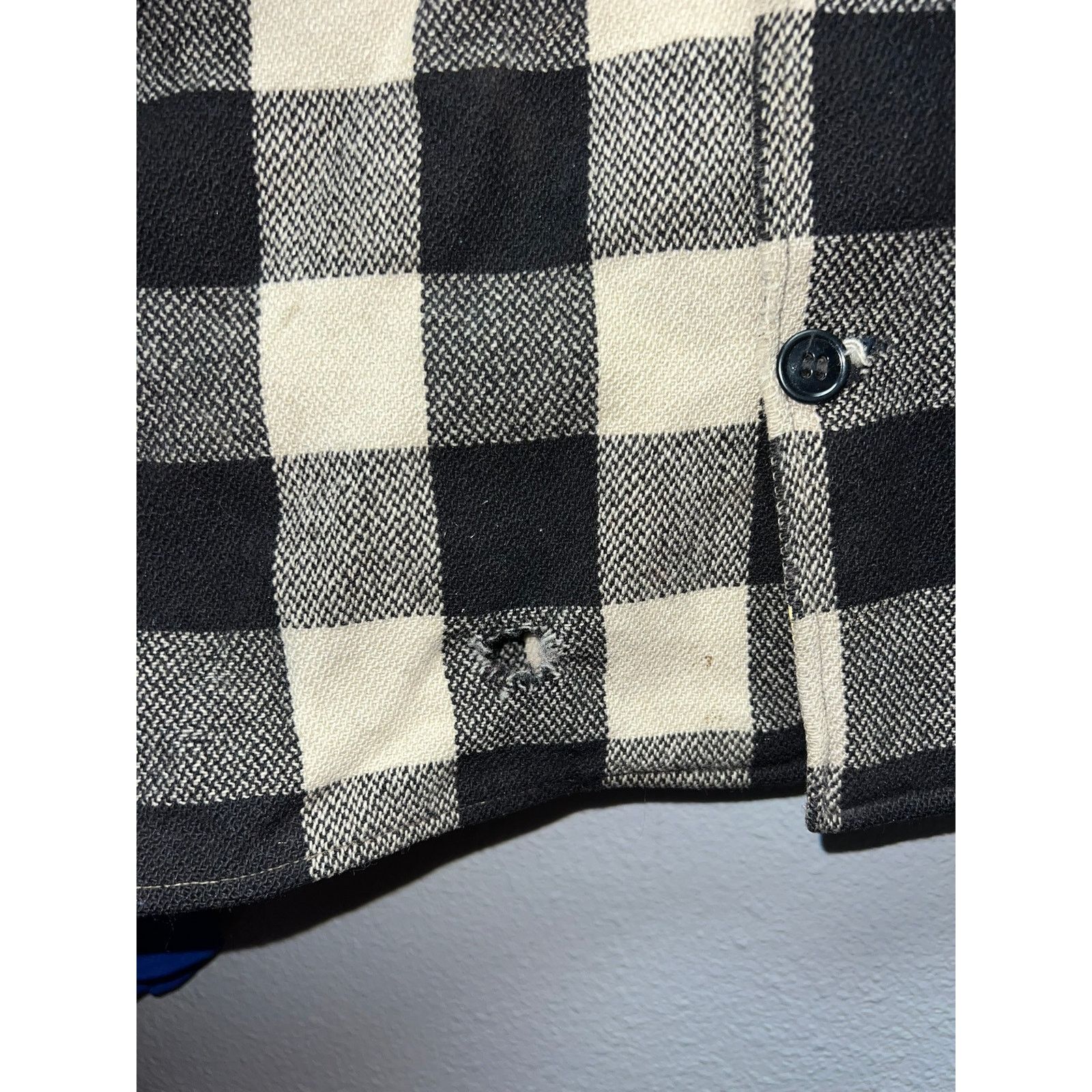 Vintage Vintage Fashion wagon Button Up Shirt Plaid Minnesota HOLES Size US XL / EU 56 / 4 - 5 Thumbnail