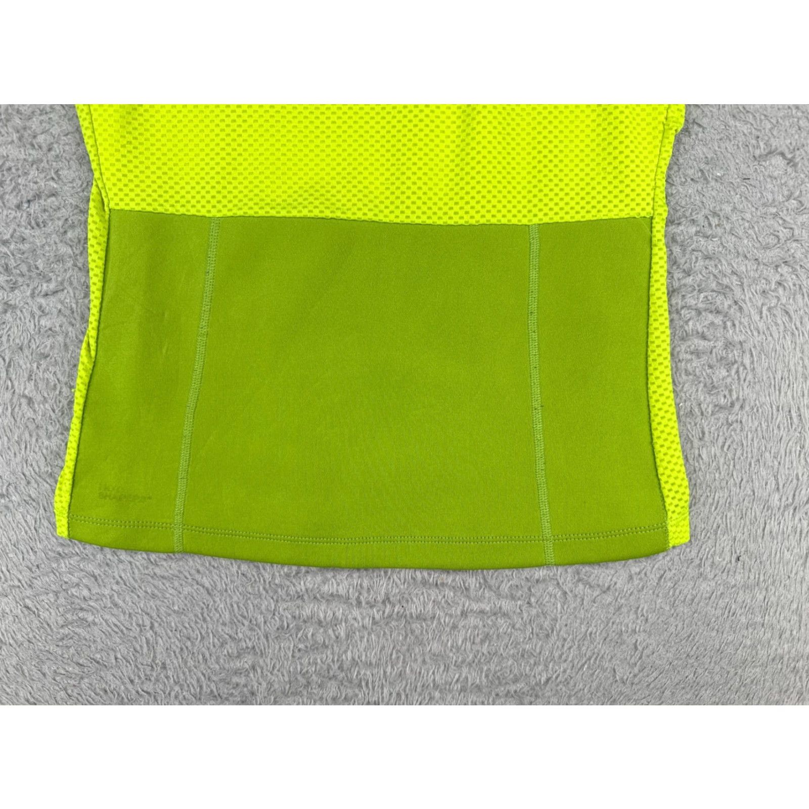 Area Hot Shapers Tank Womens L Green Tank Sleeveless Run Gym Rear Pocket Shirt Women Athletic Sleeveless Athletic Tank Green 36 in Womens Size ONE SIZE - 5 Thumbnail