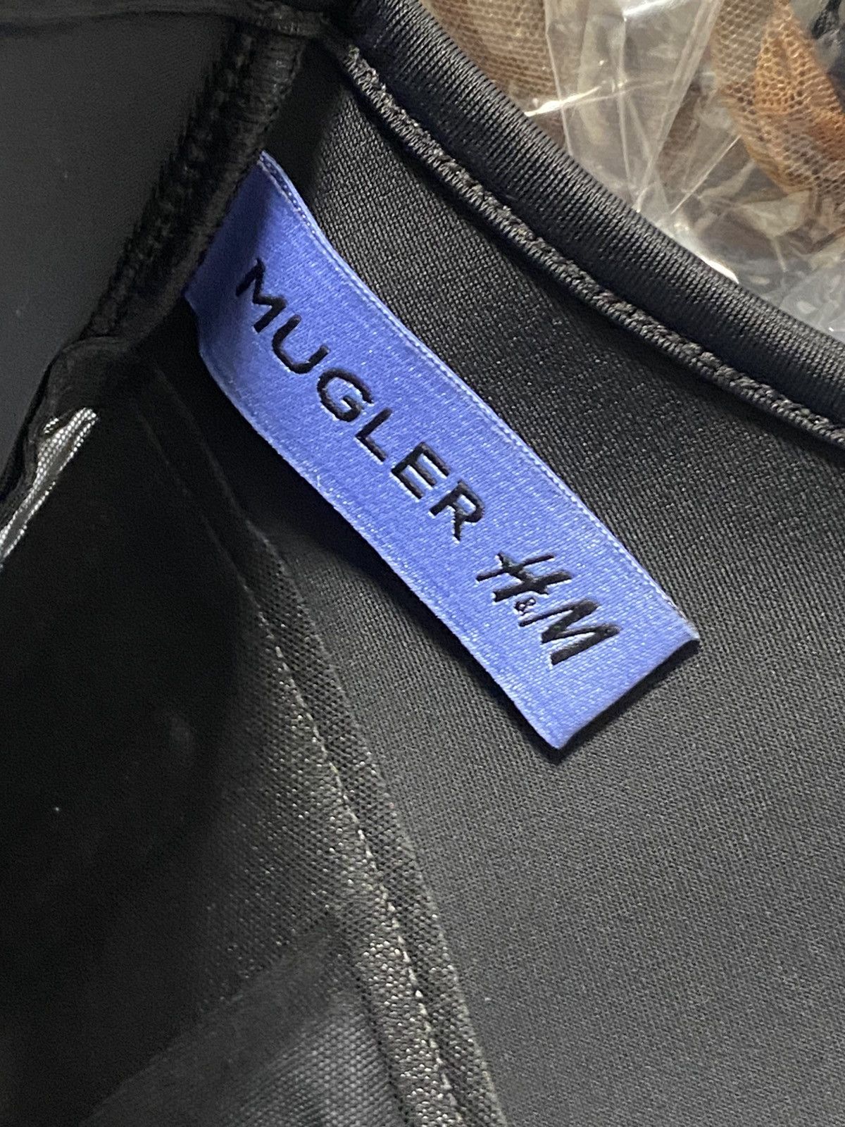 H&M × Mugler × Thierry Mugler Mugler x H&M Mesh Panel Black Corset Top Size M / US 6-8 / IT 42-44 - 2 Thumbnail