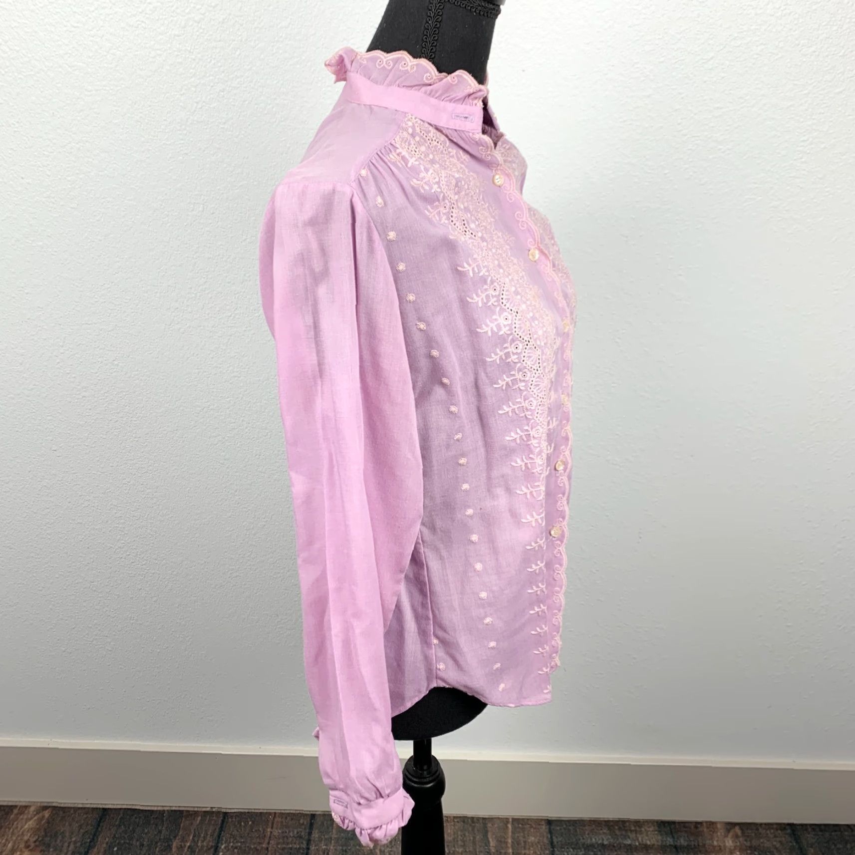 Vintage VINTAGE Laura Mae Embroidered Boho Peasant Long Sleeve Shirt Womens 12 Purple 70s Shirt Women’s Boho 1970s Size XL / US 12-14 / IT 48-50 - 5 Thumbnail
