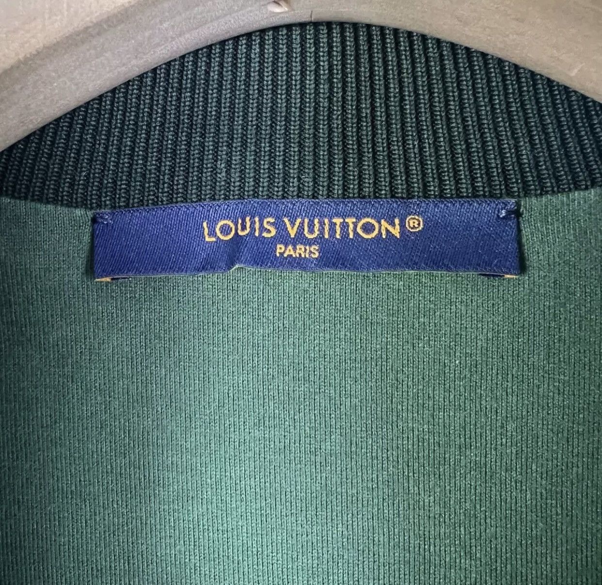 Louis Vuitton Louis Vuitton LV graffiti camouflage fullj baseball jacket Size US S / EU 44-46 / 1 - 6 Thumbnail