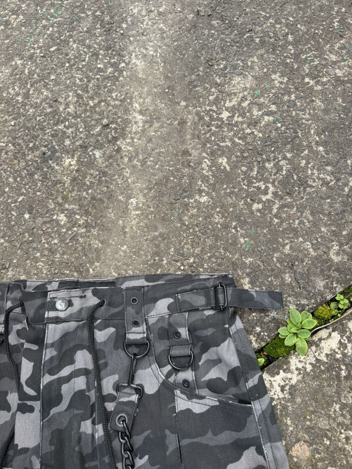 Japanese Brand 🔥VERY RARE GOTHICANA BY EMP AVANT GARDE BONDAGE CARGO PANTS🔥 Size US 34 / EU 50 - 10 Thumbnail
